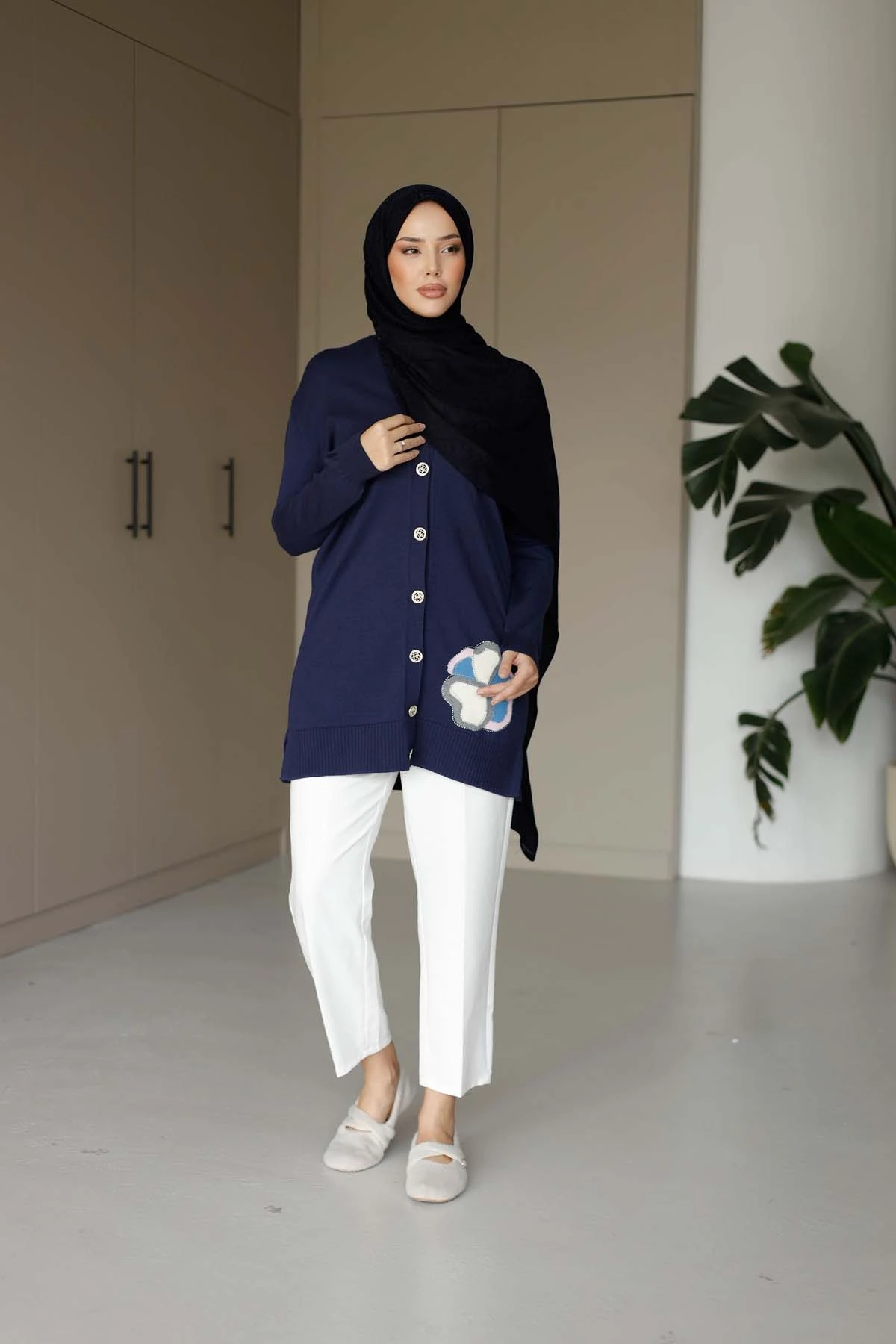 Korspan Nakışlı Hırka