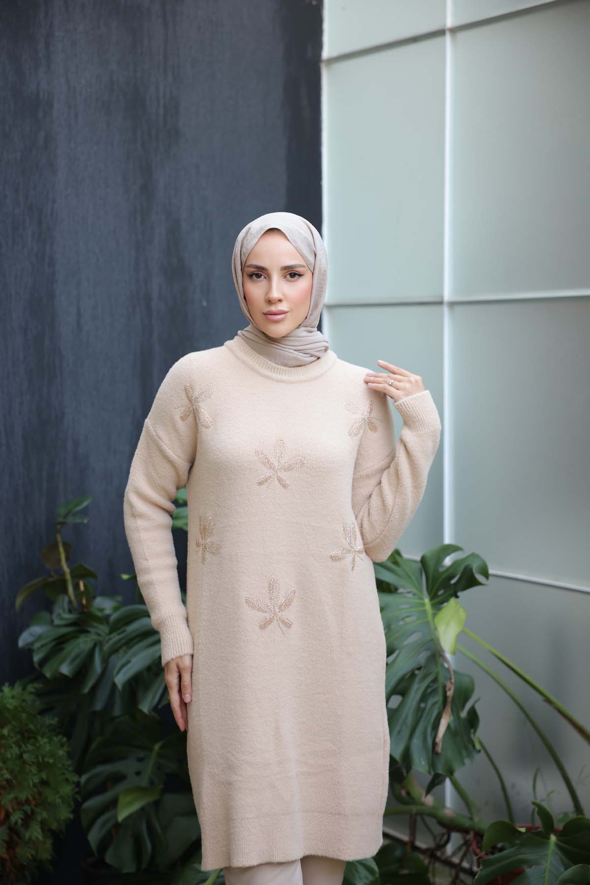 Angora İncili Yaprak Desenli Tunik