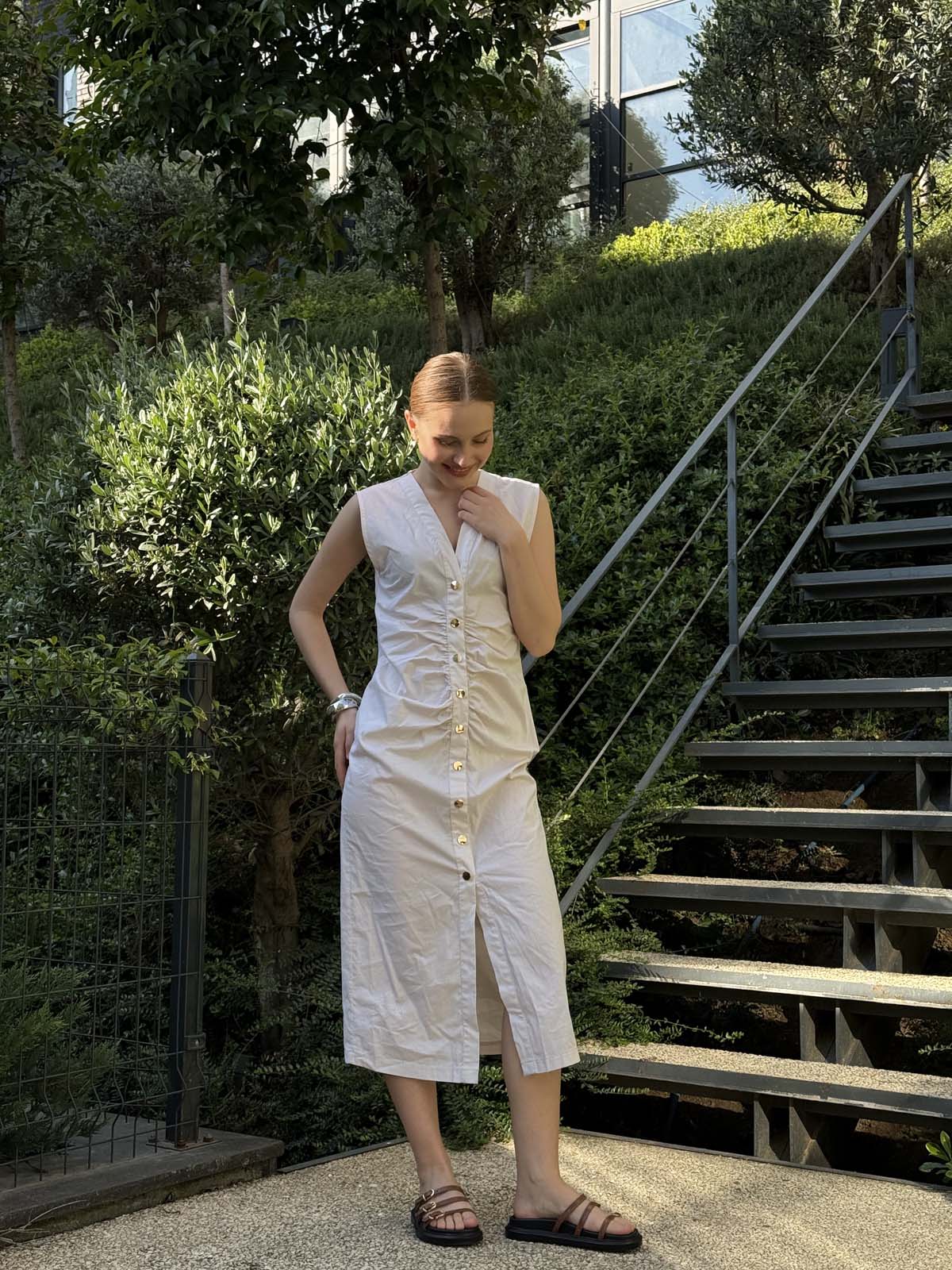 KOLSUZ ÖNÜ DÜĞMELİ POPLİN ELBİSE