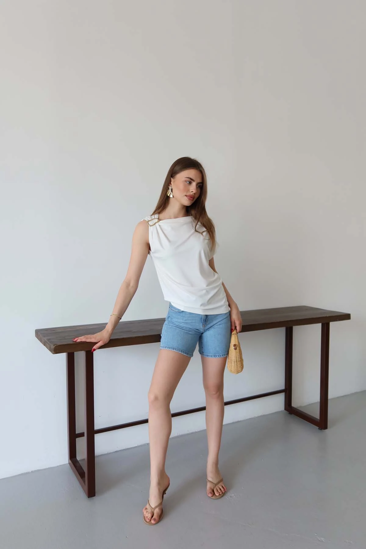 TOKALI KOLSUZ TİŞÖRT