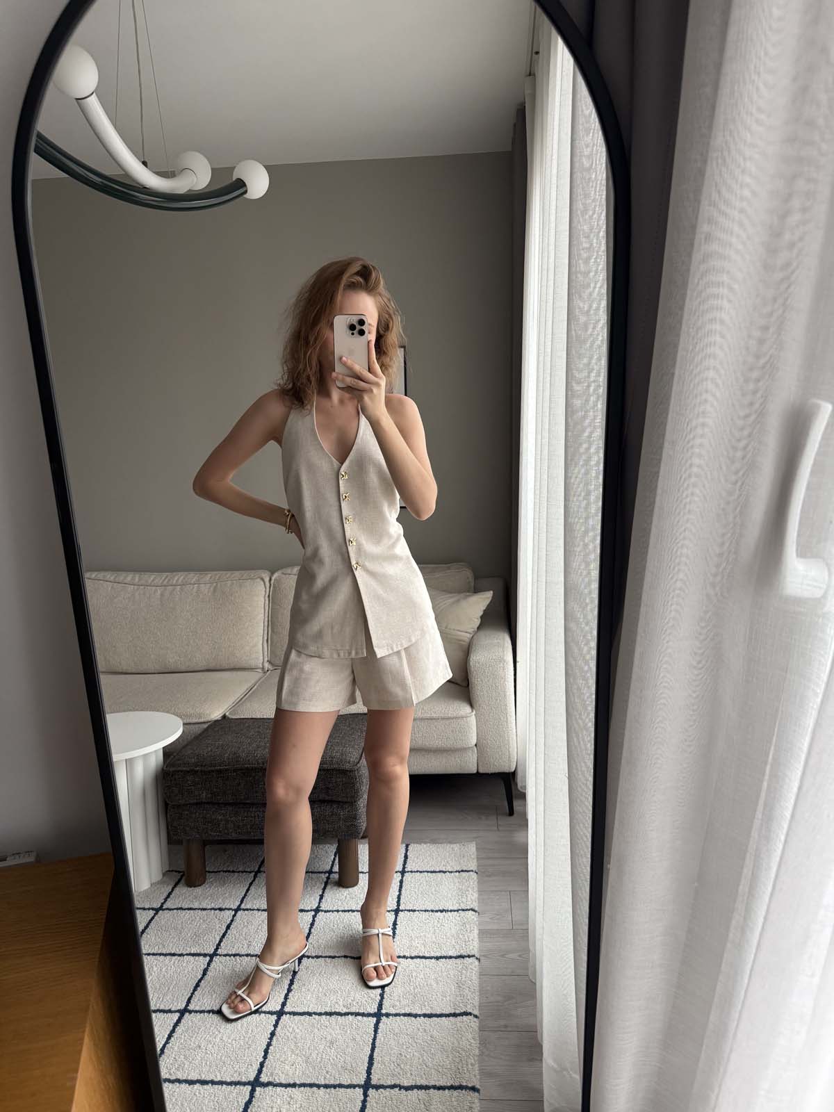 ÖNÜ DÜĞMELİ KETEN YELEK