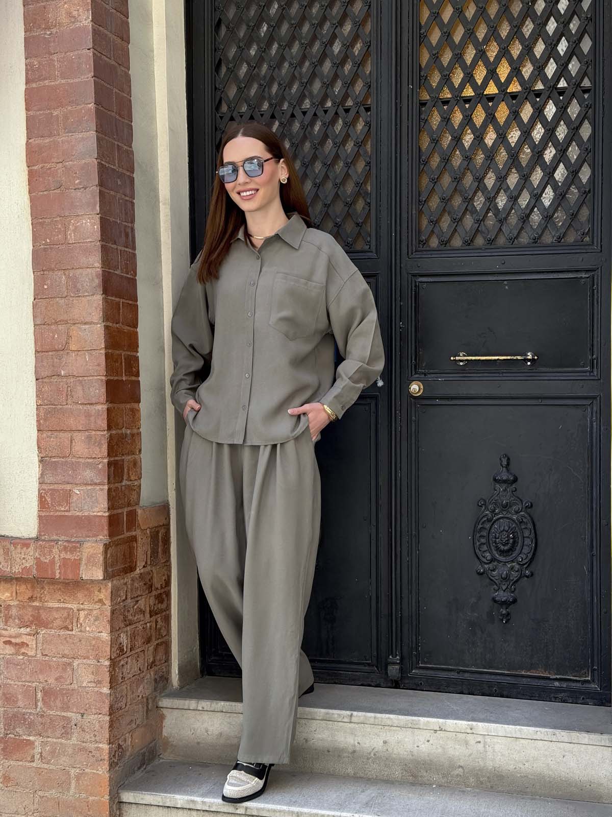 Cepli Düğmeli  Uzun Kolu   Gömlek