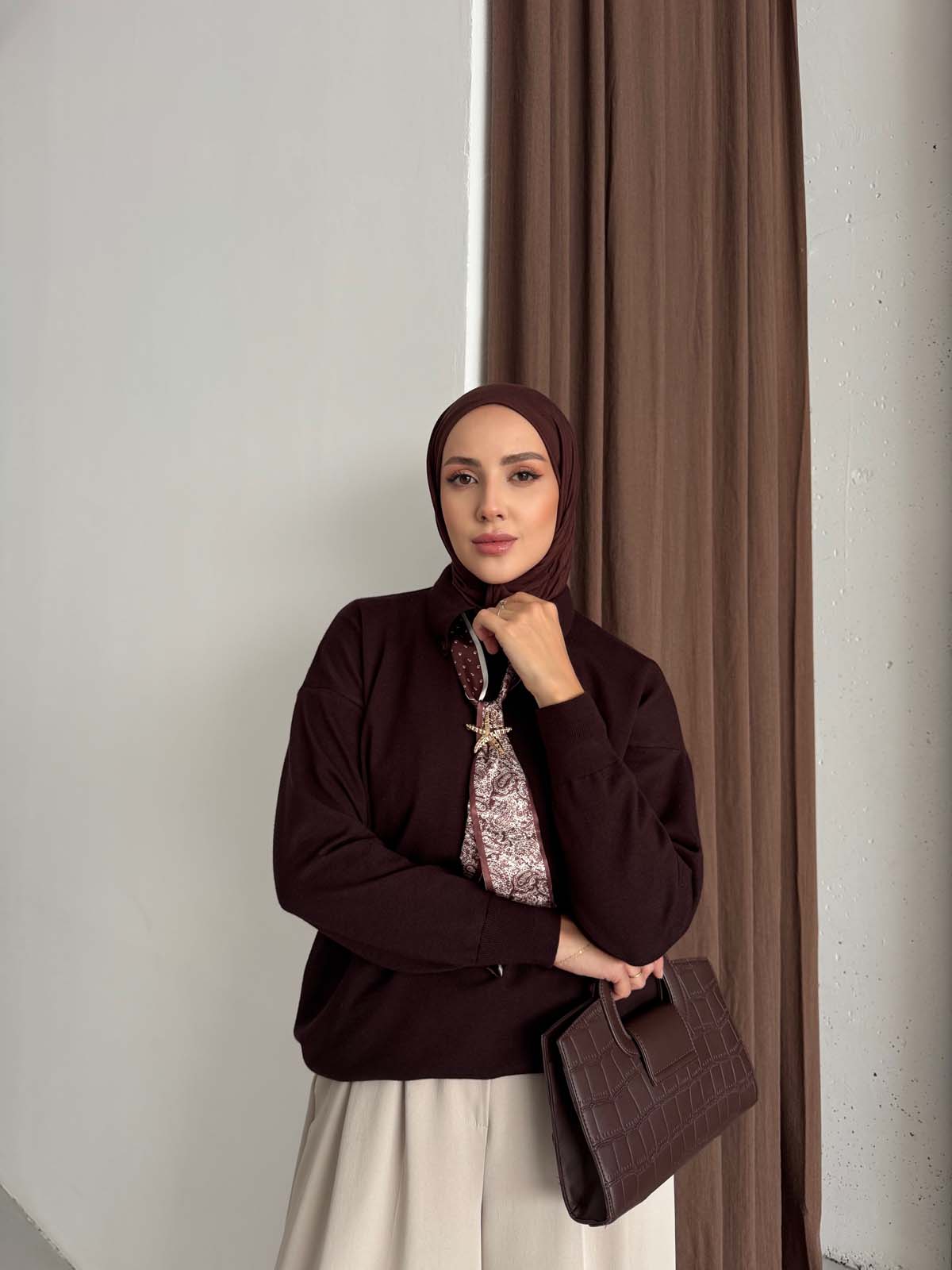 Korsman Gömlek Yaka Yırtmaçlı Kazak