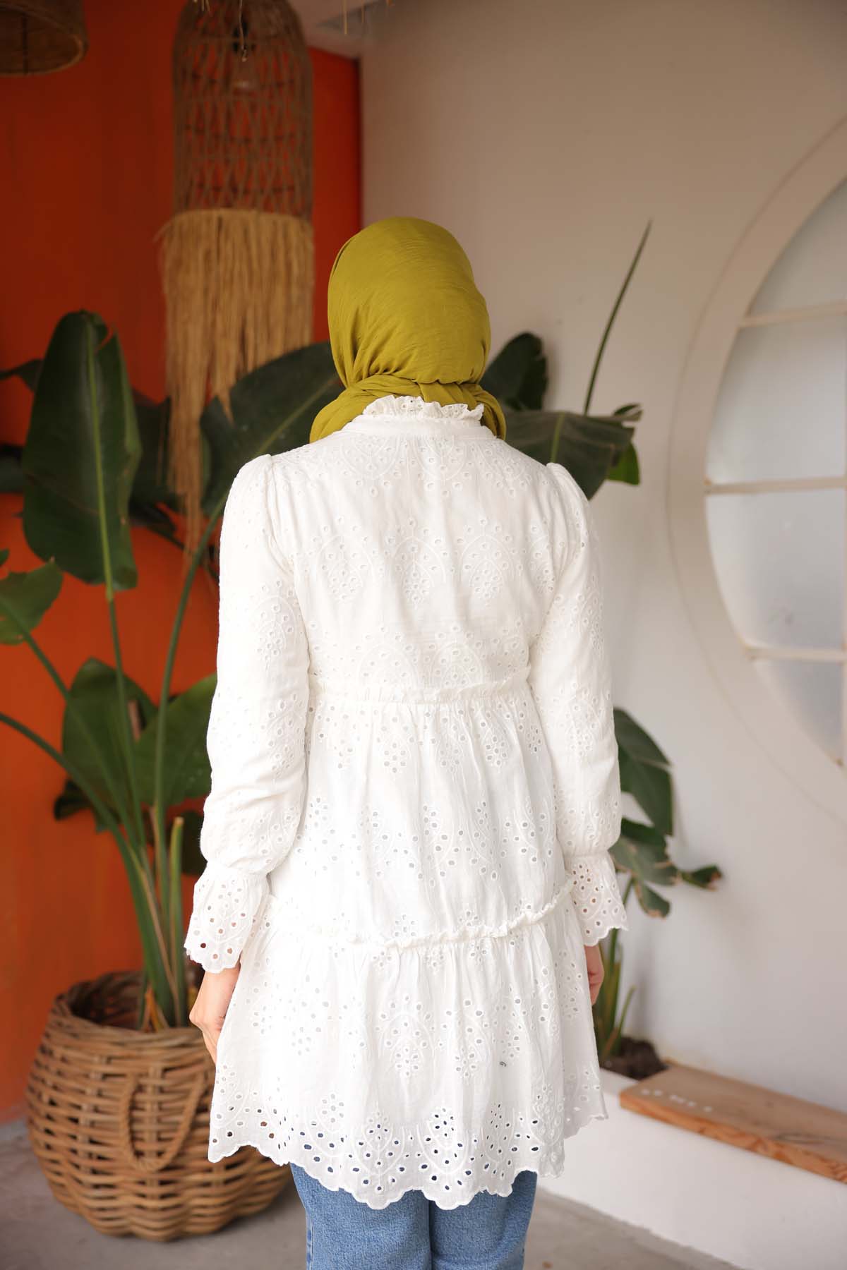 BRODELİ BONCUKLU GÖMLEK