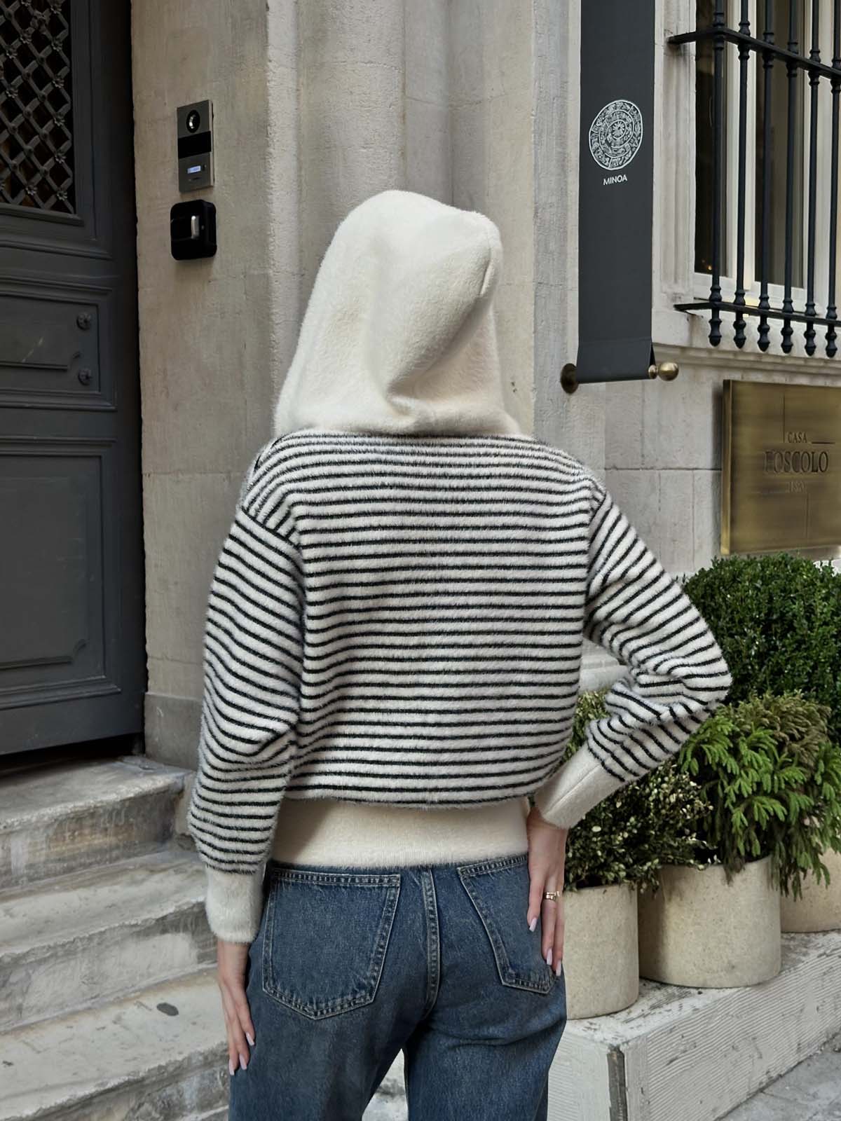 Angora Çizgili Kapşonlu Fermuarlı Hırka