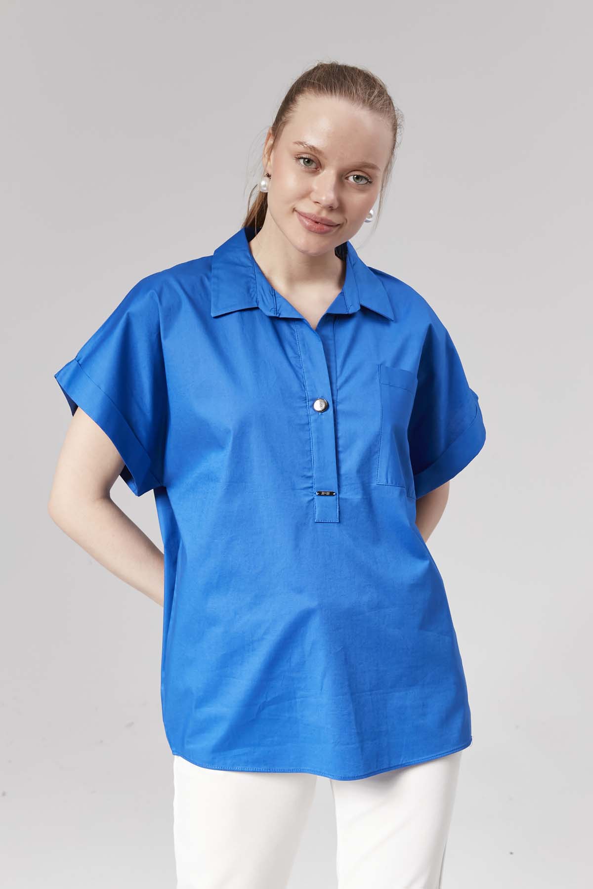 Yarım Patlı  Kısa Kollu  Gömlek