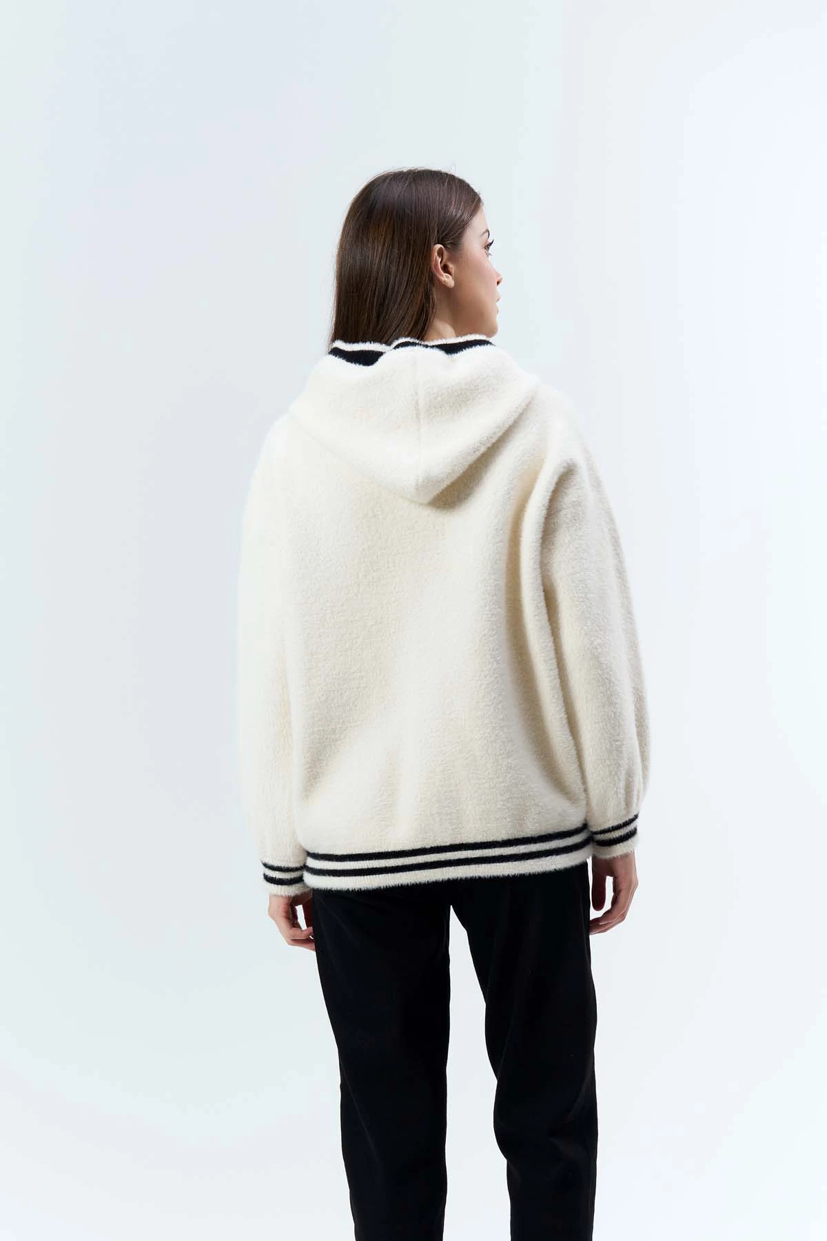 Angora Kapşonlu Cepli Hırka