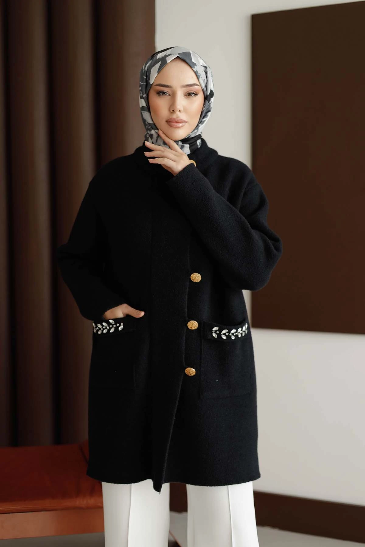 Angora Kaşe Dik Yaka Hırka