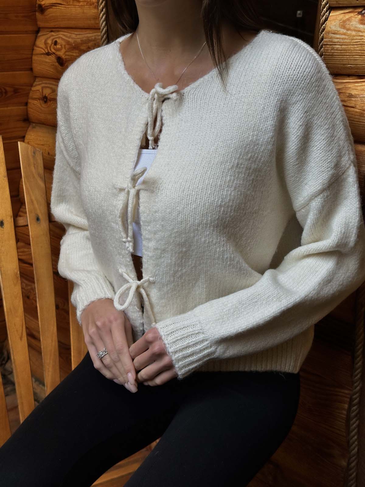 Şardon Fiyonklu Kısa Kazak