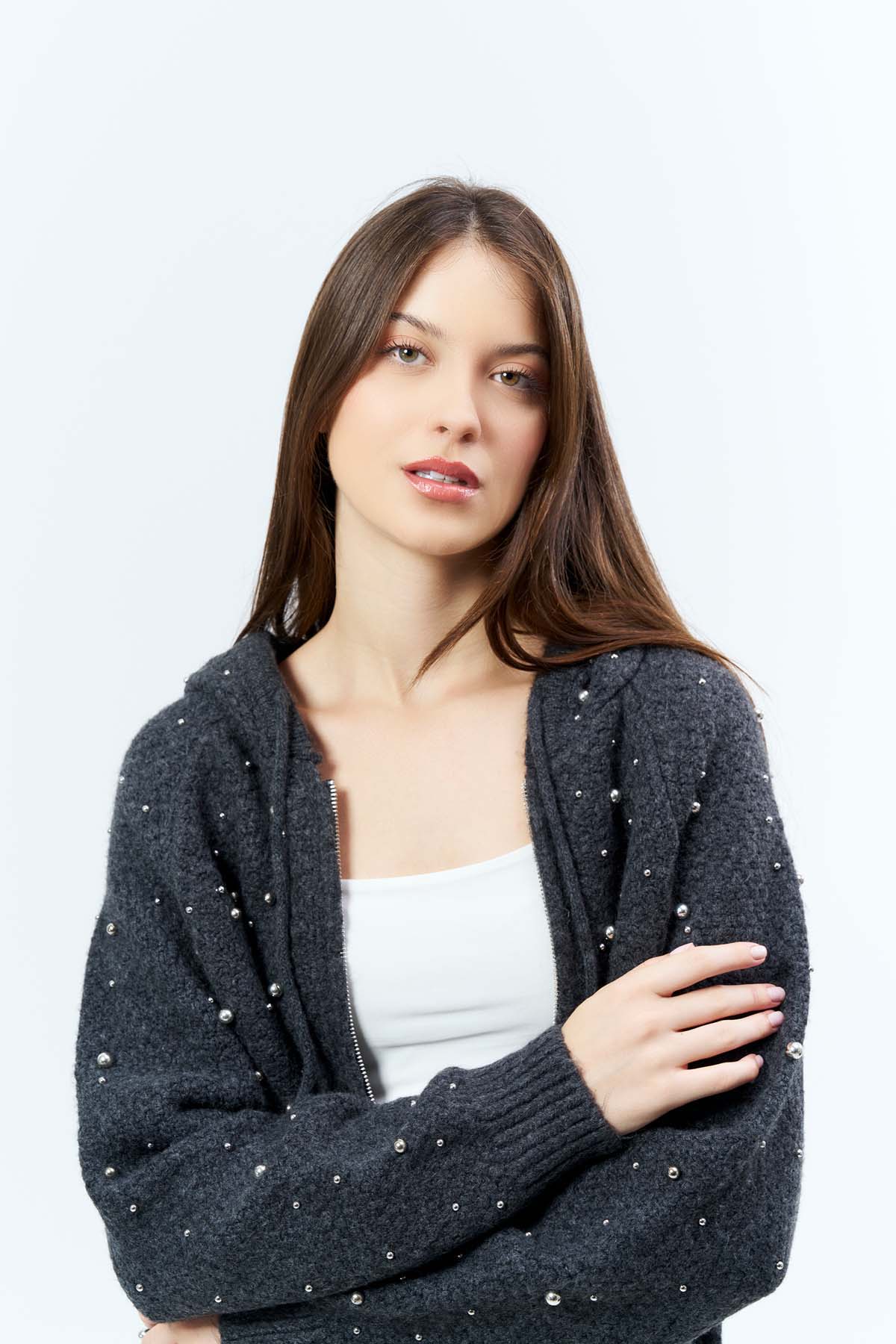 Şardonlu İncili Kapüşonlu Hırka