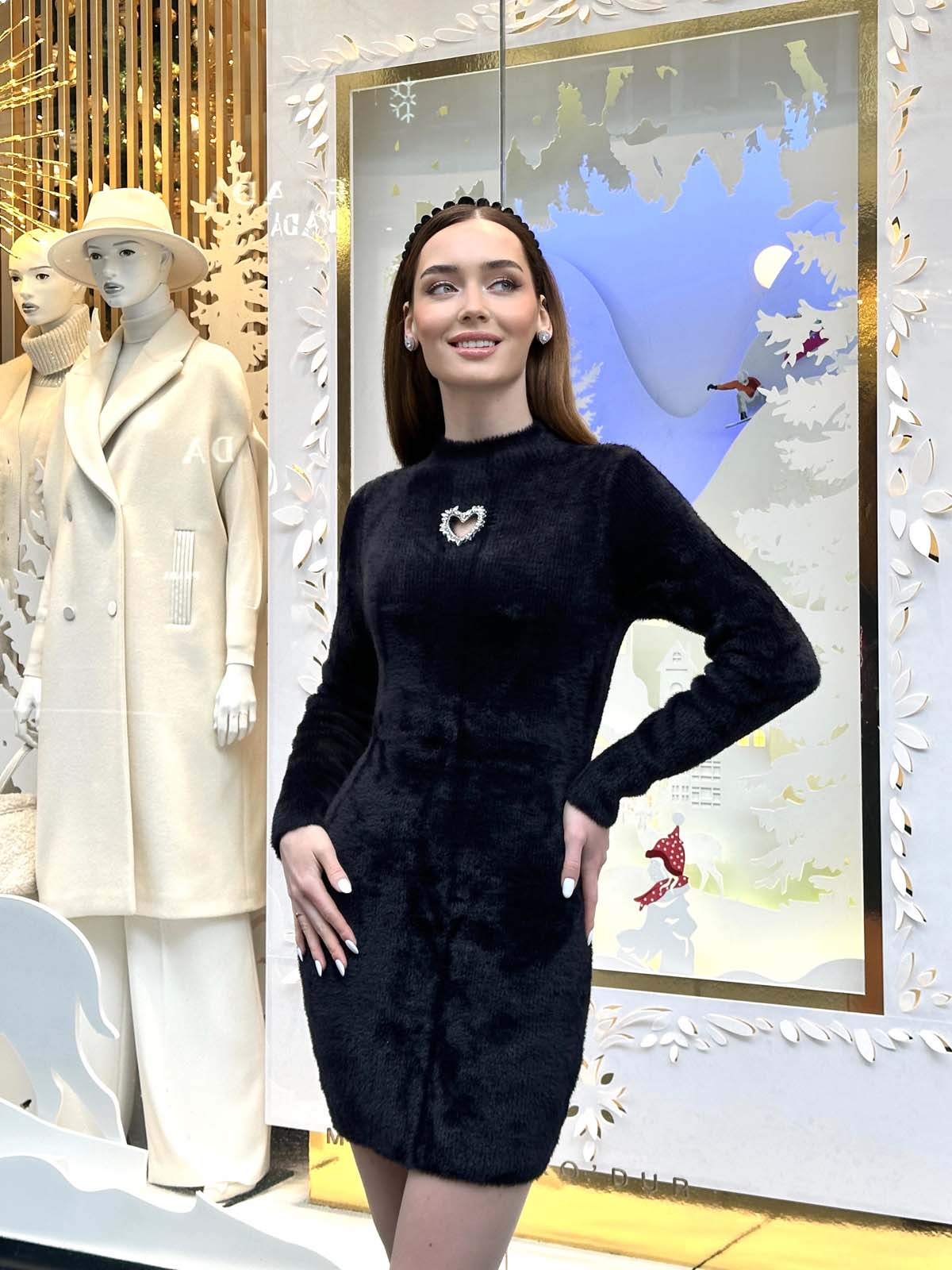 Angora Kalp Dekolteli Elbise