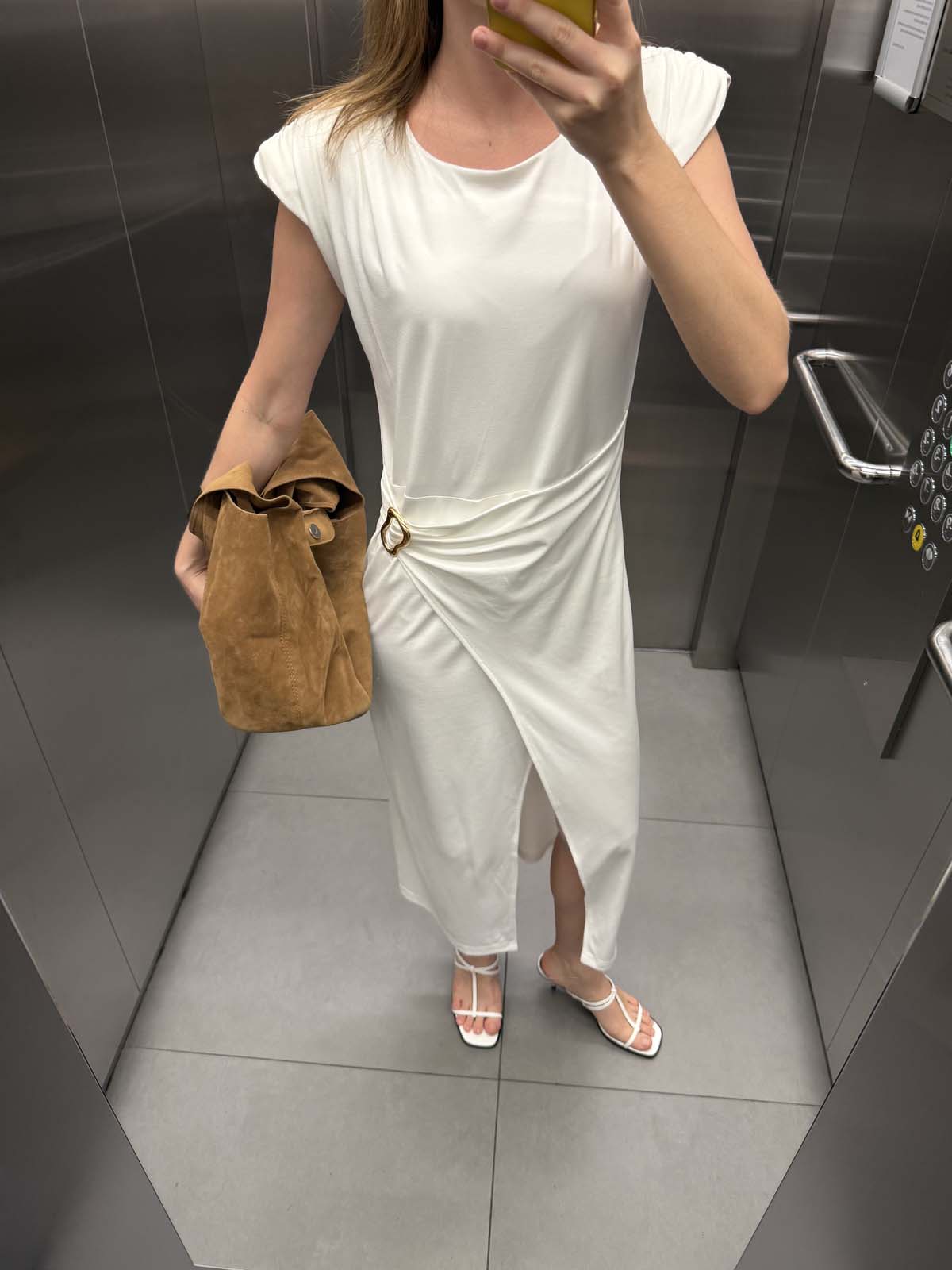 VATKALI BELİ TOKALI ELBİSE