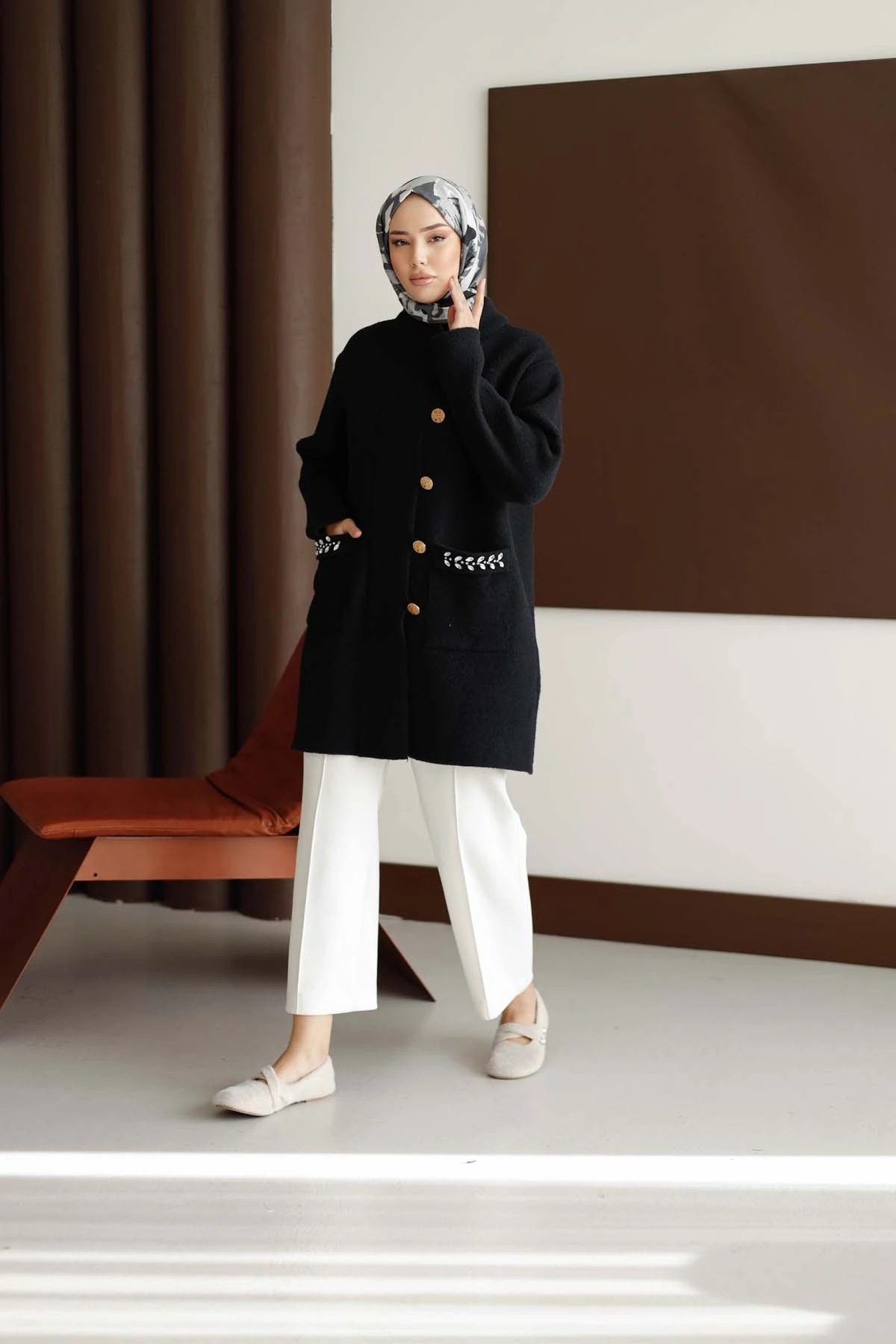 Angora Kaşe Dik Yaka Hırka