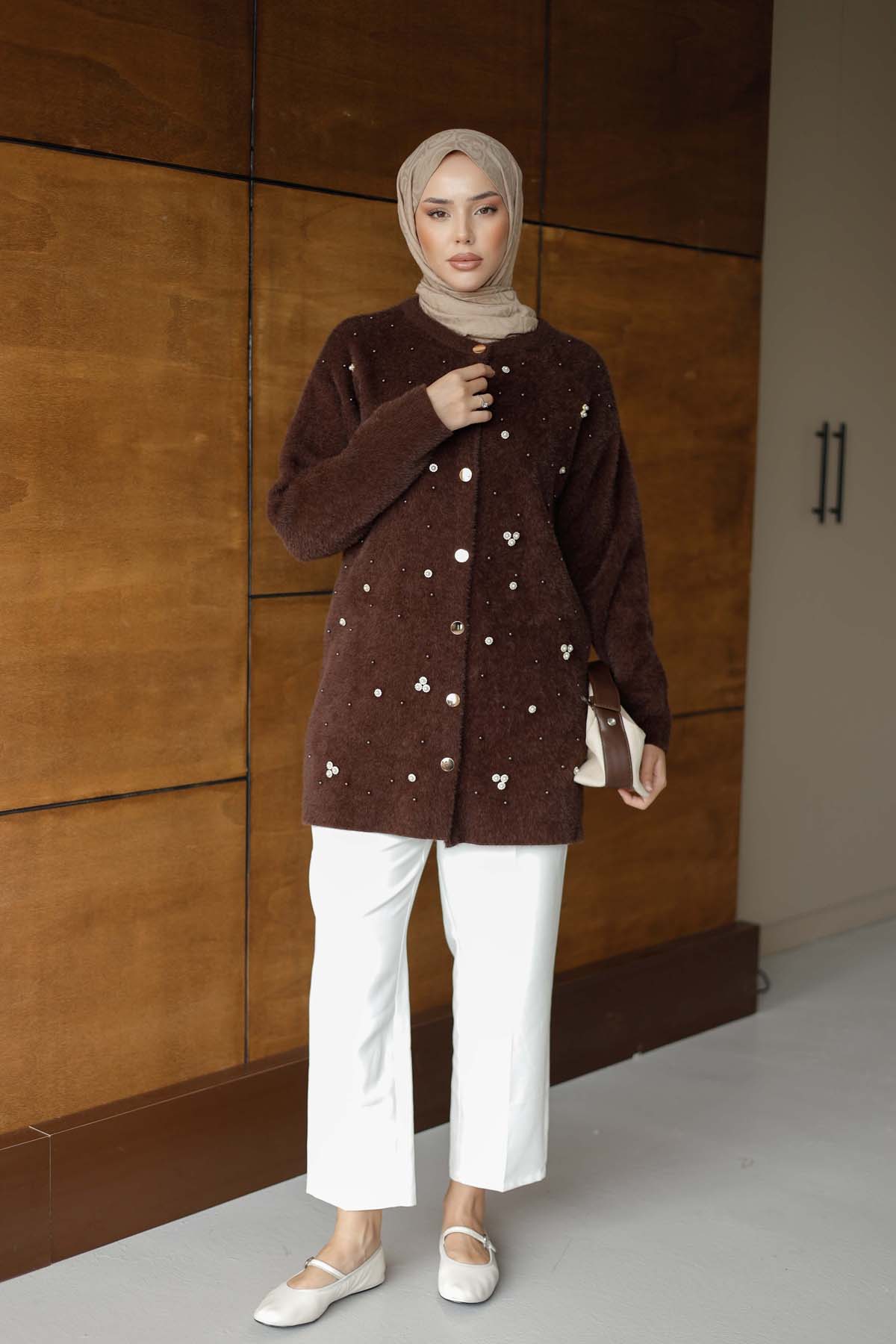 Angora İnci Taş Döşemeli Hırka