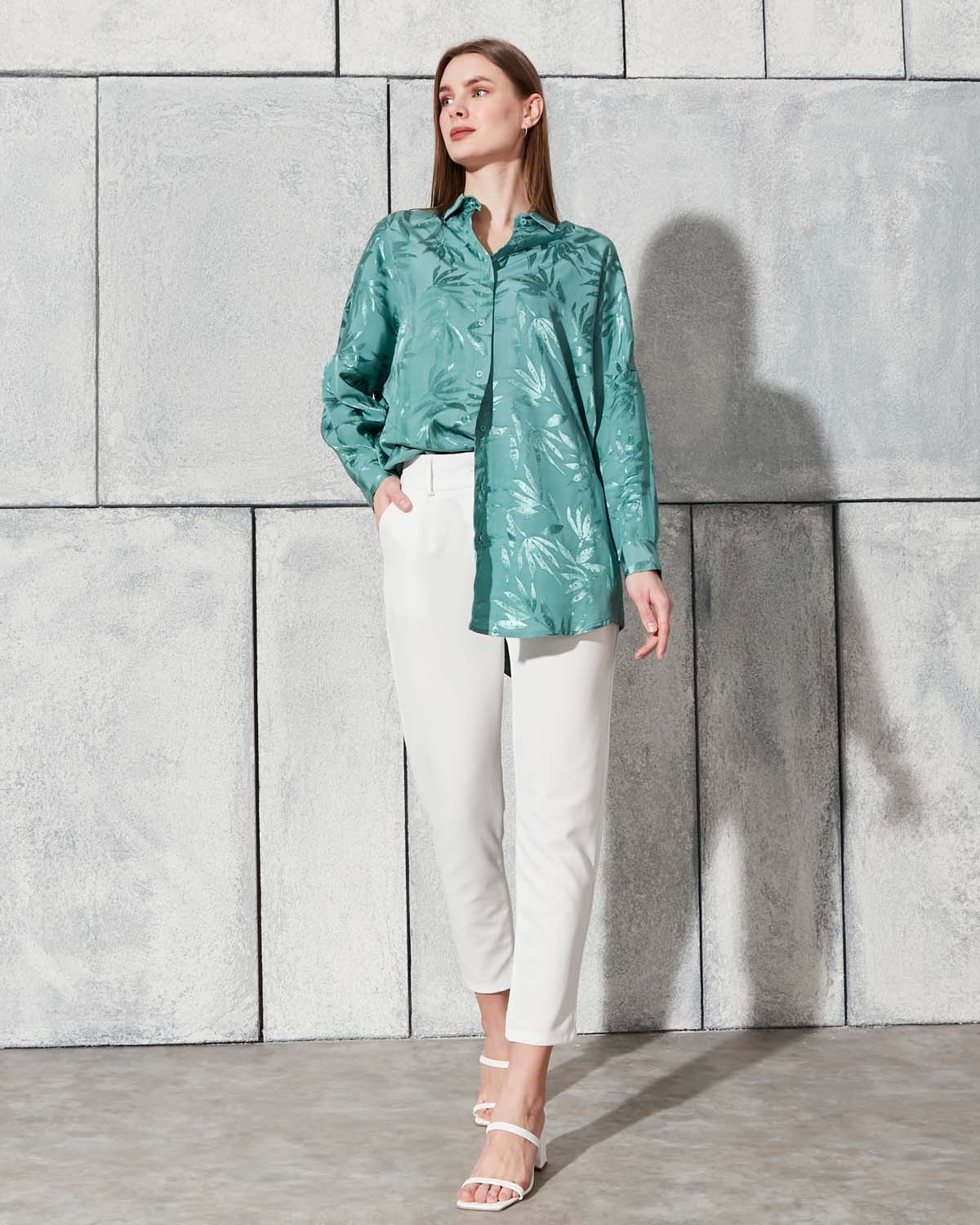 Jakarlı Saten Gömlek