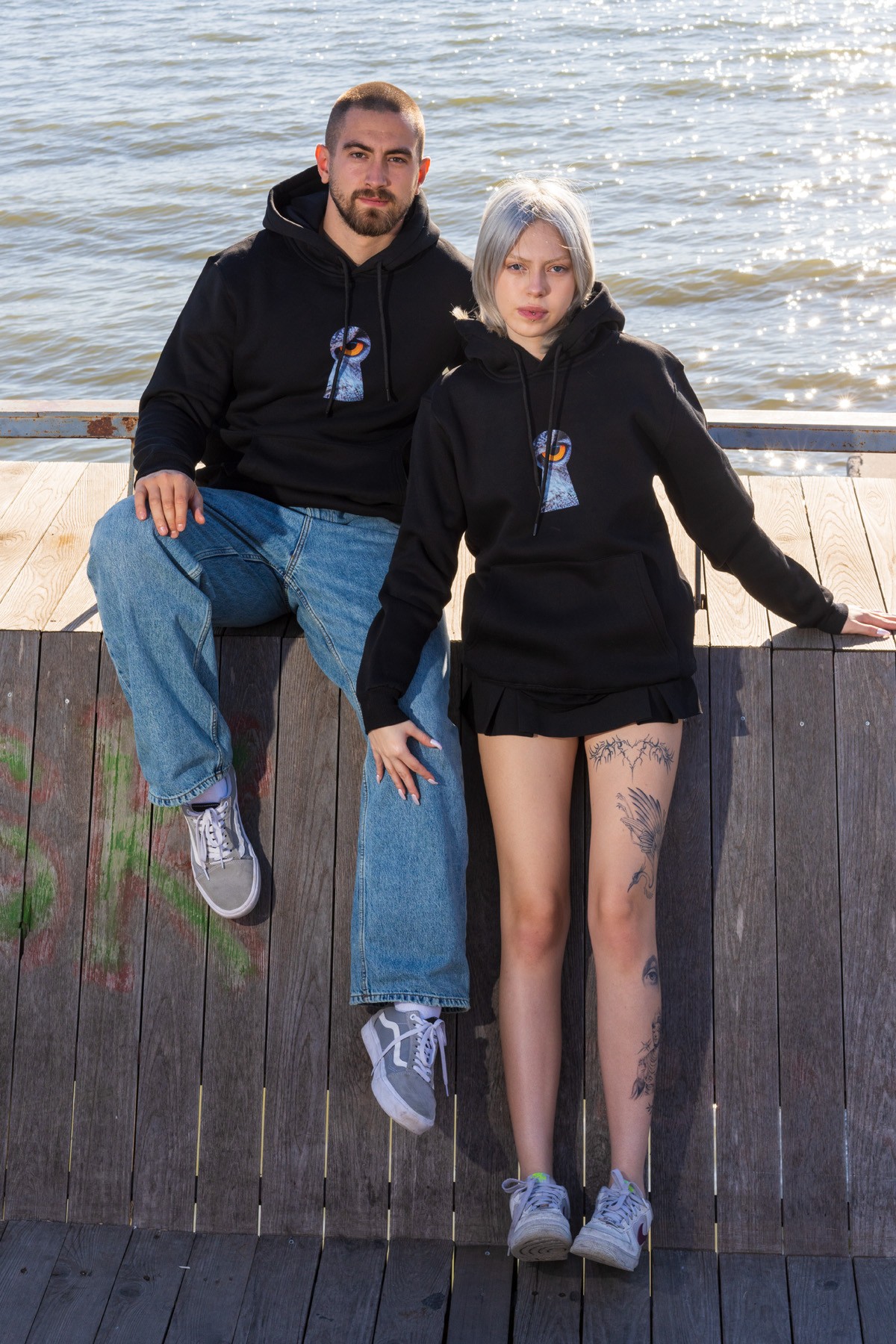 The Ravenhill "Key to Wisdom" Unisex Oversize Hoodie - Siyah