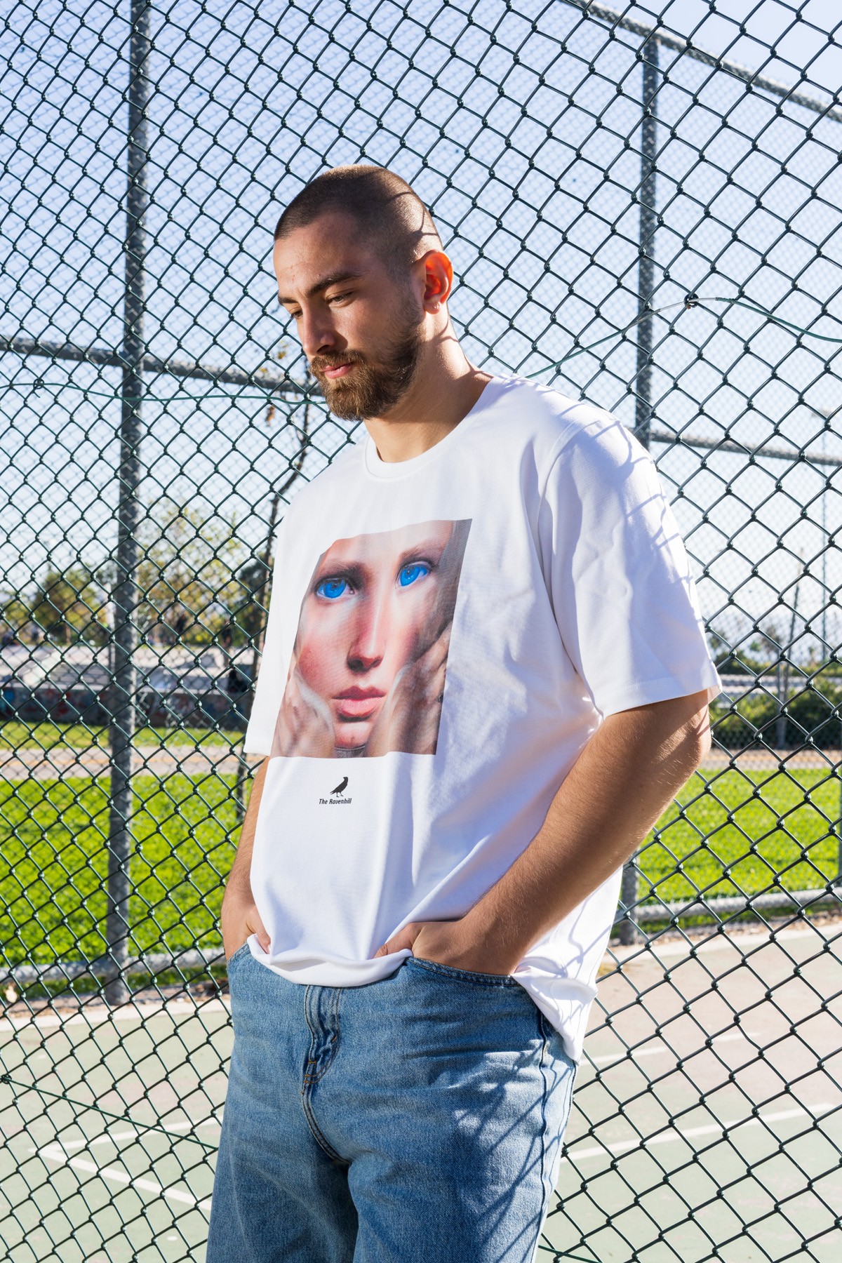 The Ravenhill "Cobalt Charm" Unisex Oversize T-Shirt - Beyaz