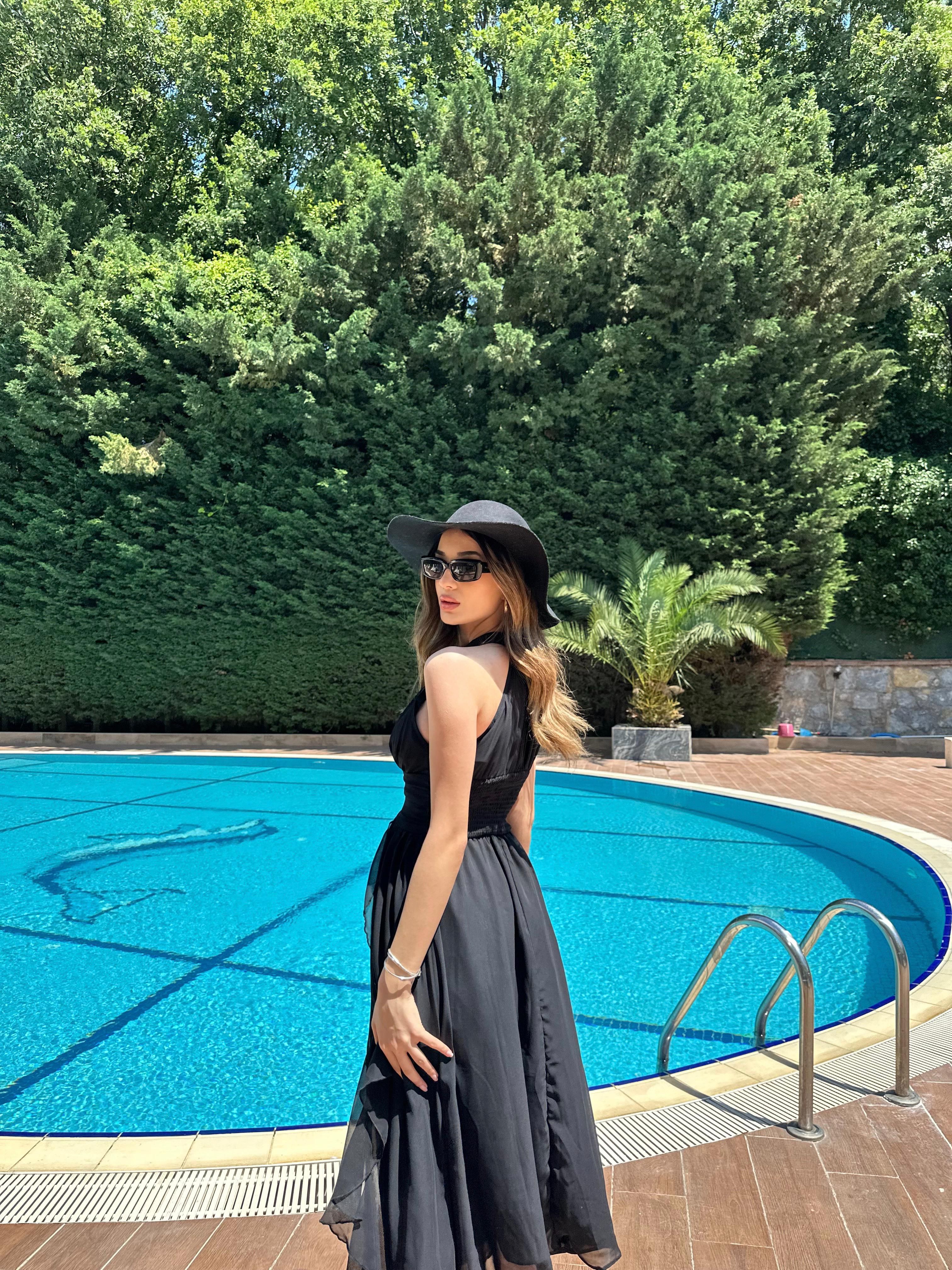Lana Black Dress