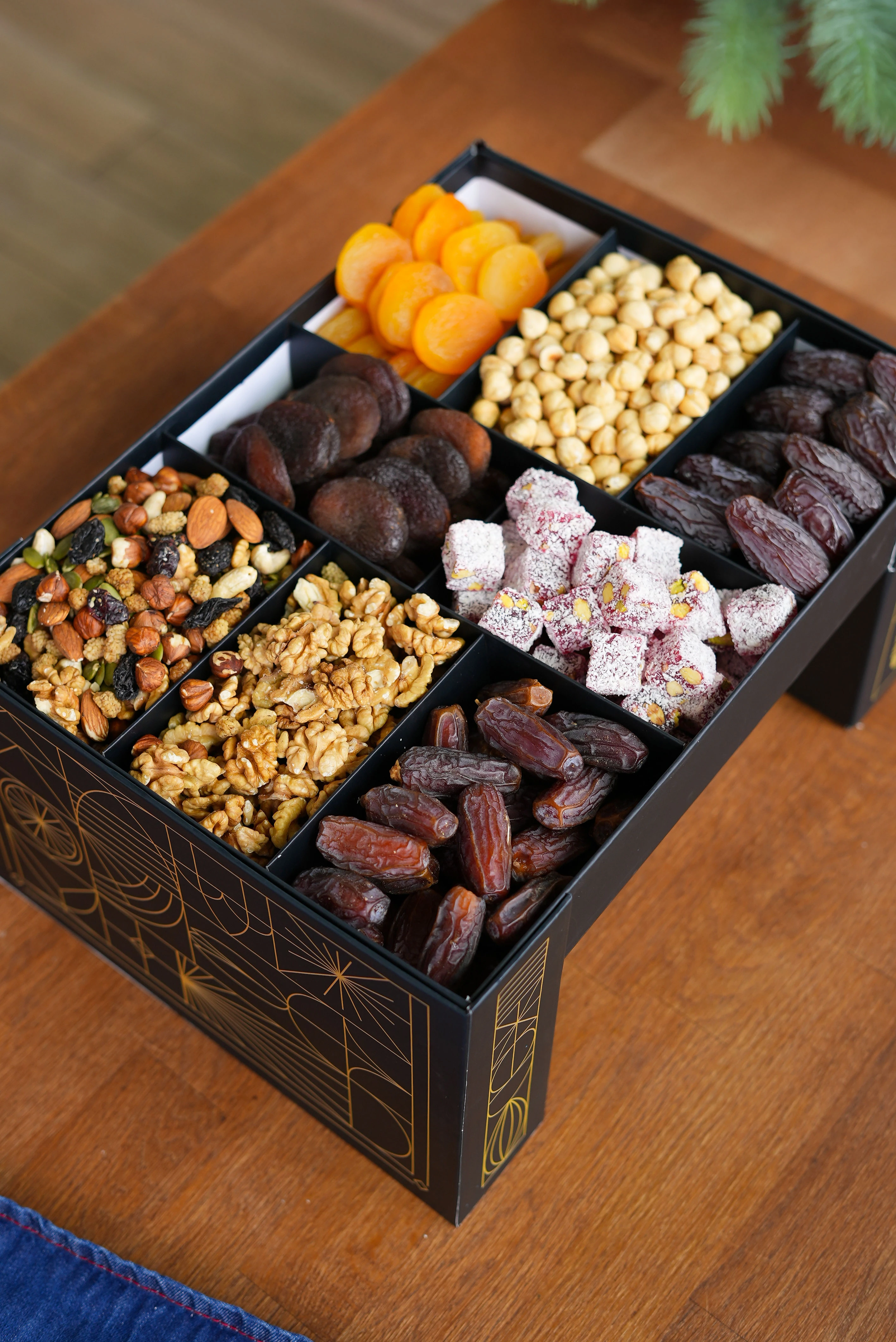 Ramazan Ziyafet Kutusu (6–8 Kişilik) 2 Kg