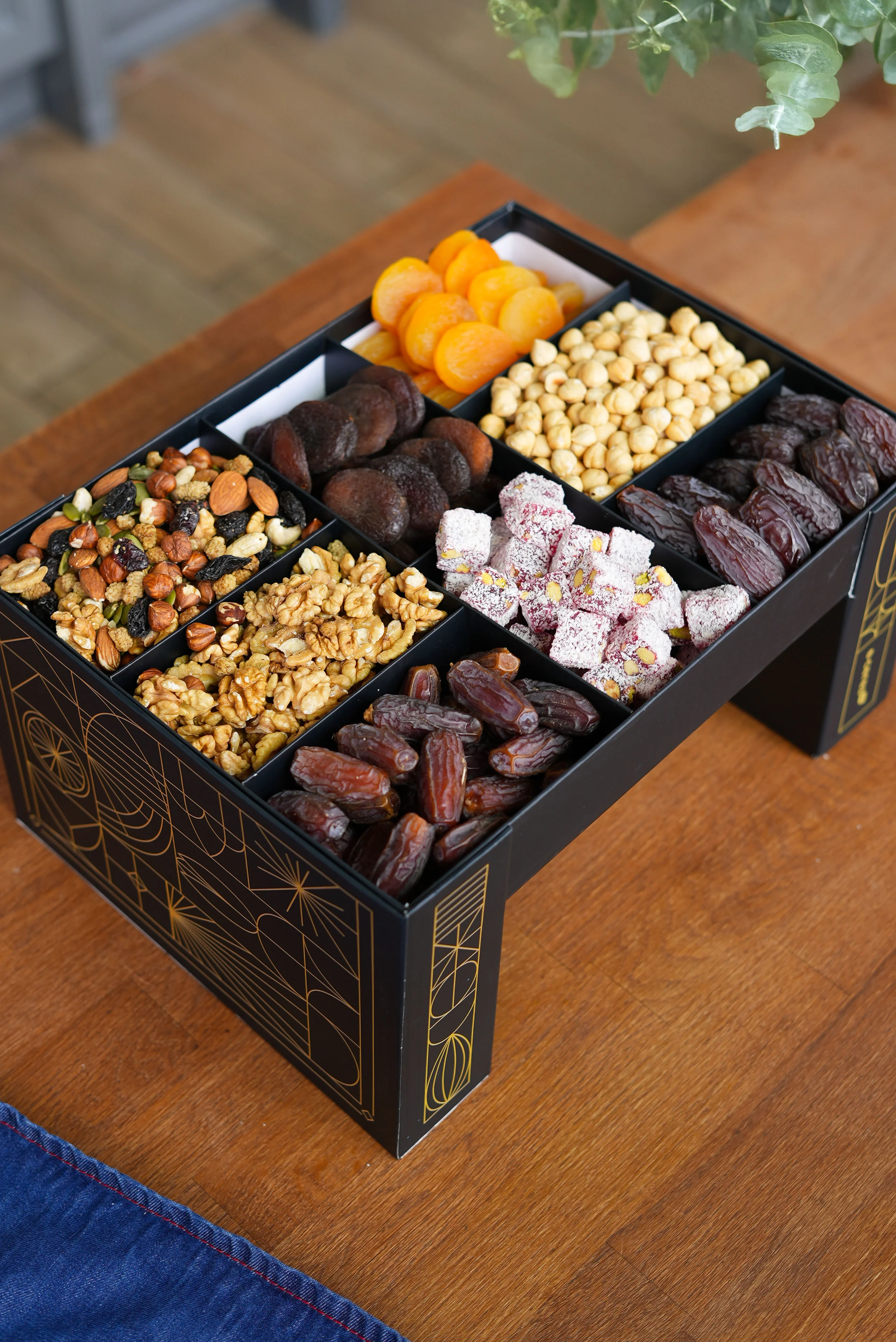 Ramazan Ziyafet Kutusu (6–8 Kişilik) 2 Kg