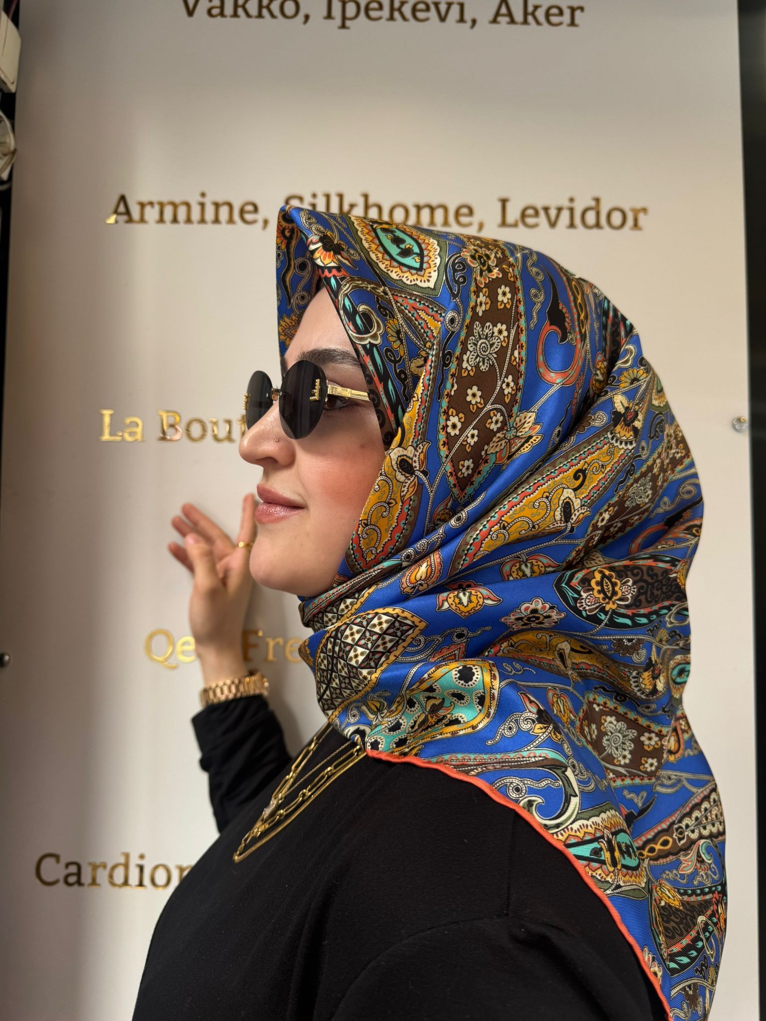 LA BOUTİQUE TWİL İPEK EŞARP 