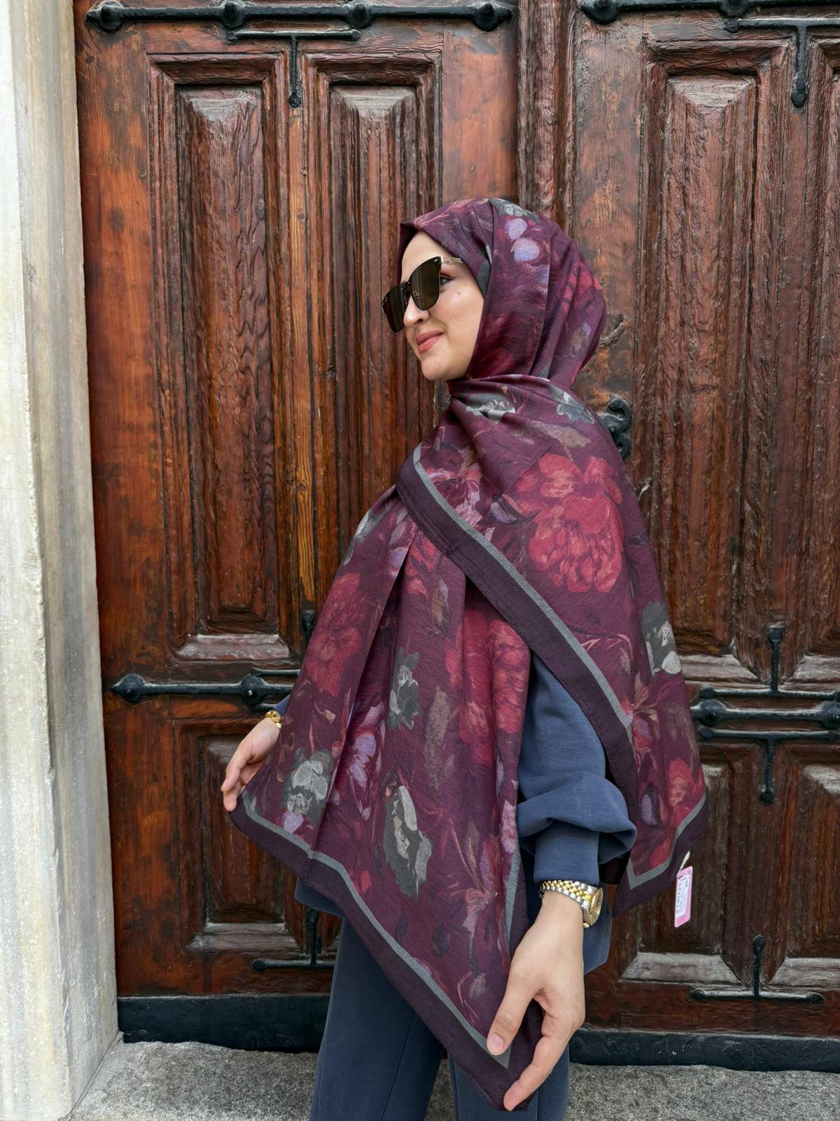 BELLİ SANDA ŞAL