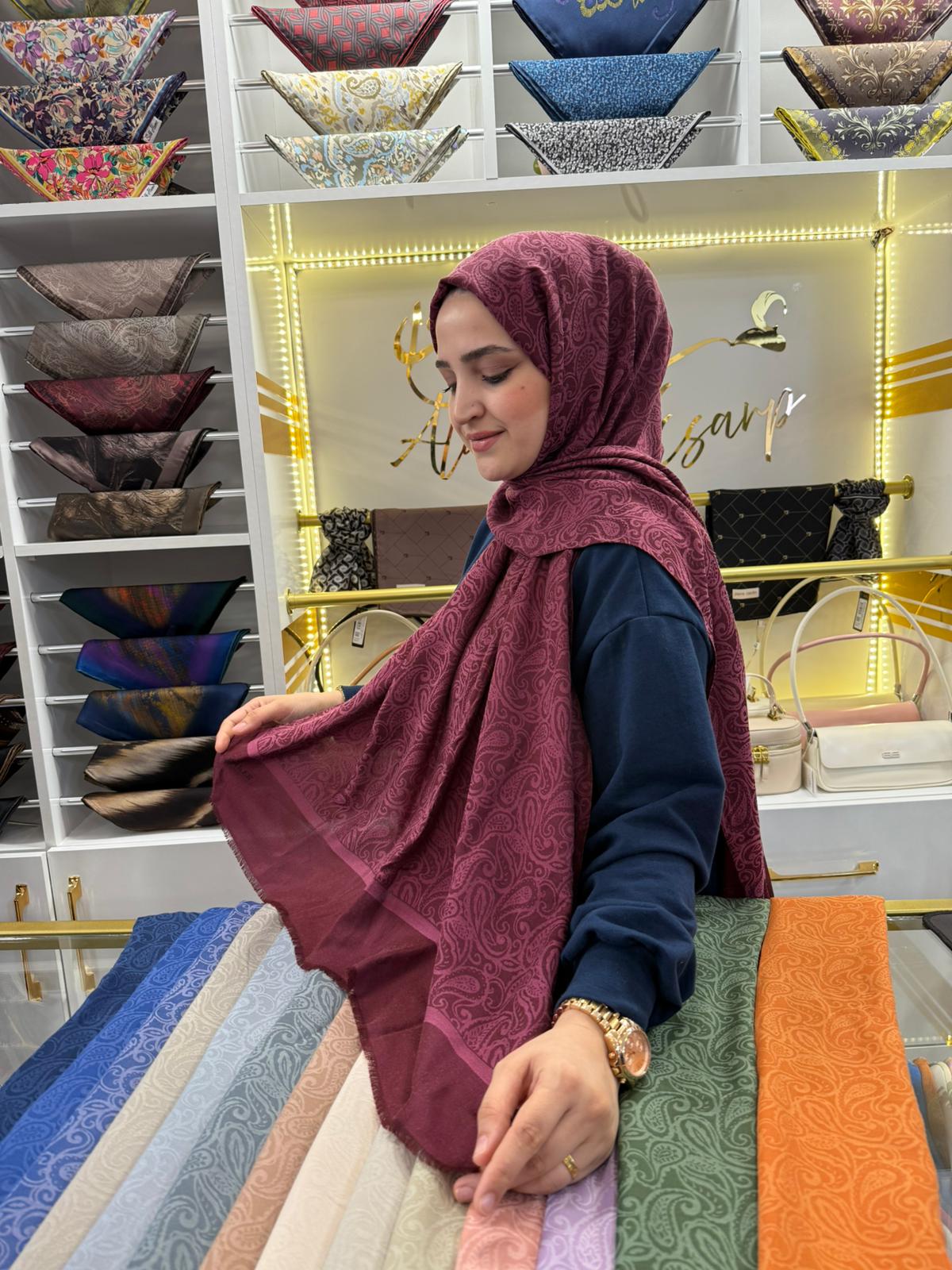 AKER DESENLİ PAMUK ŞAL