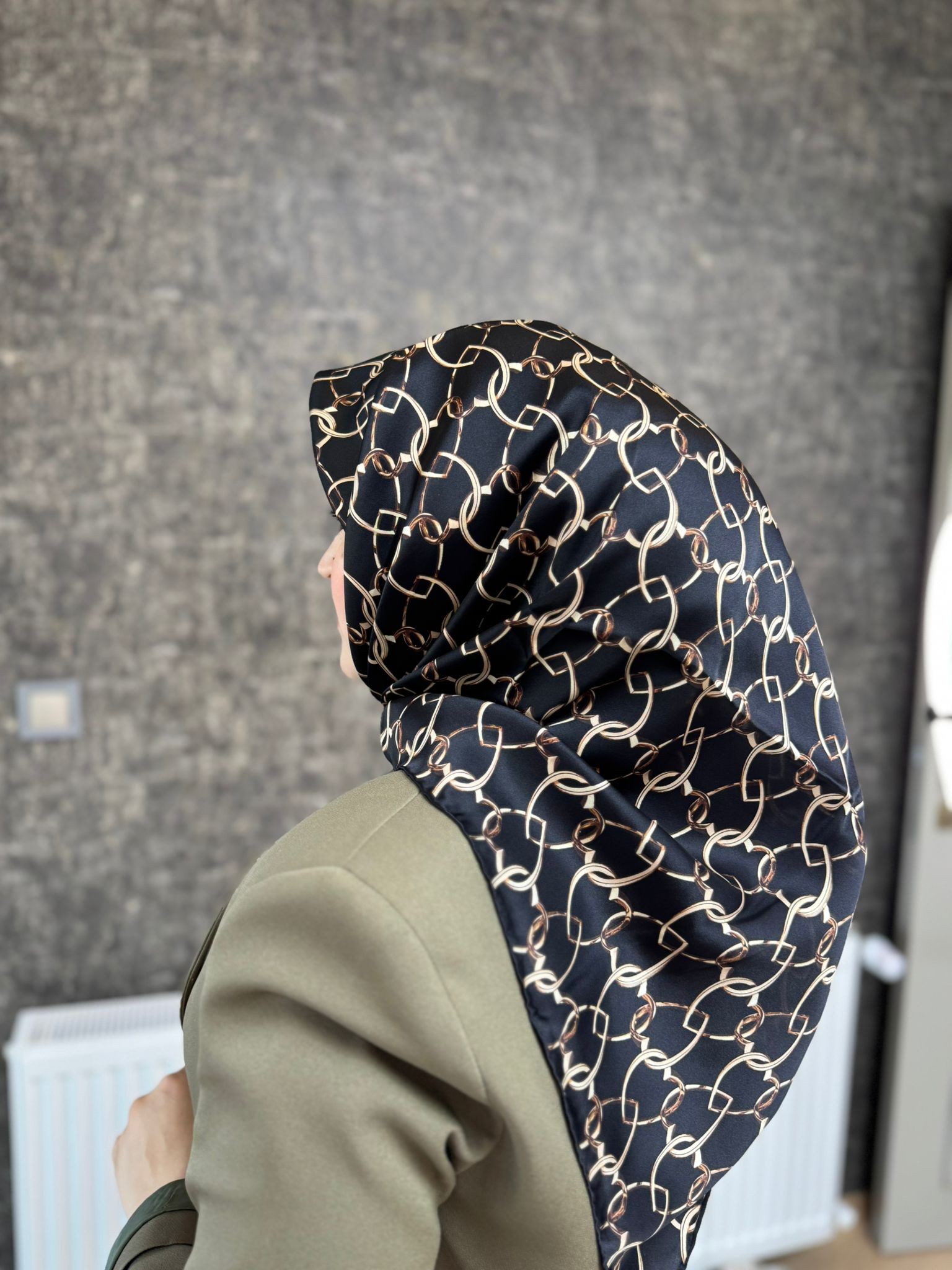 LA BOUTİQUE SURA İPEK EŞARP