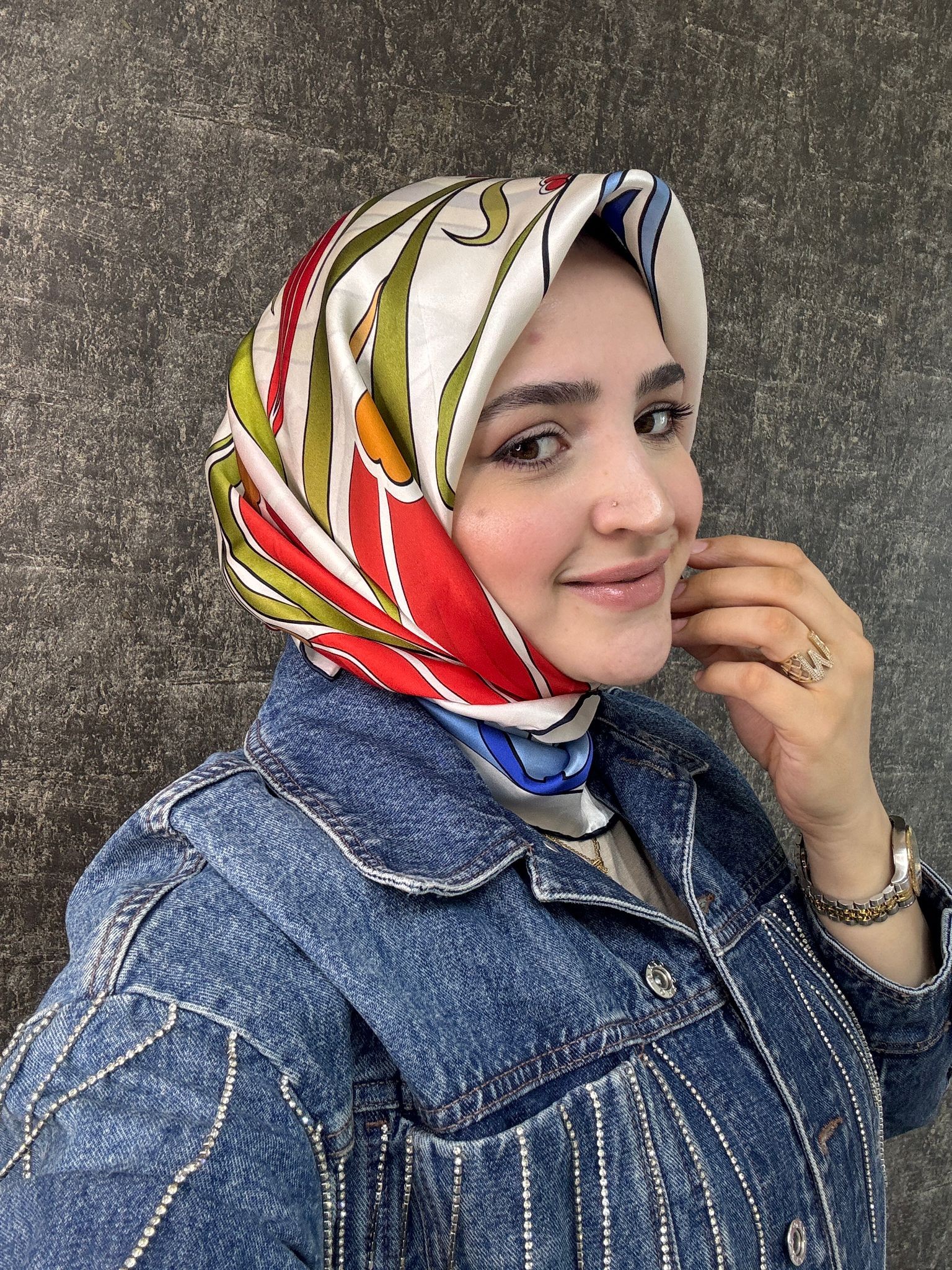 LA BOUTİQUE SURA İPEK EŞARP
