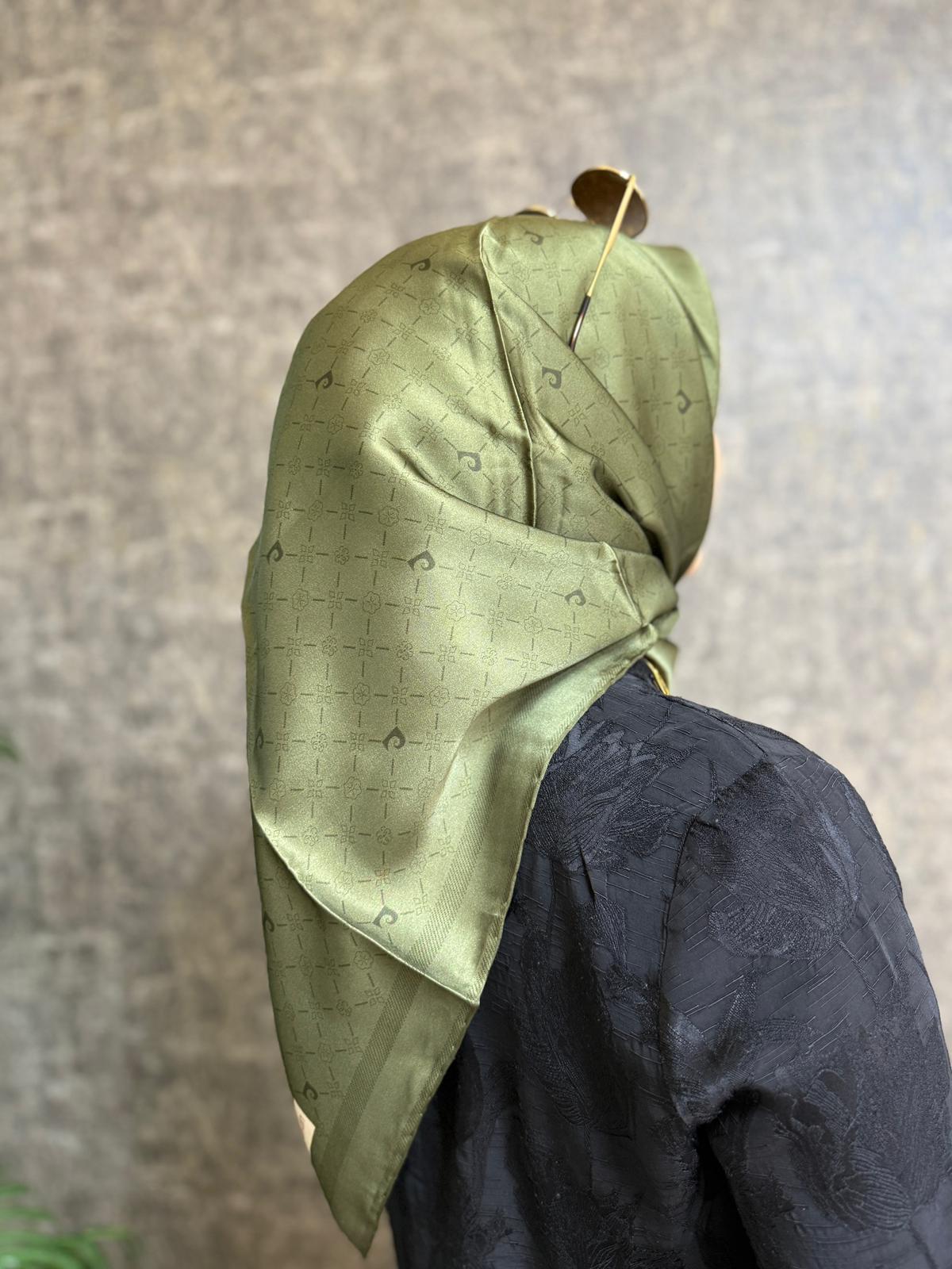 PİERRE CARDİN %100 SURA İPEK EŞARP