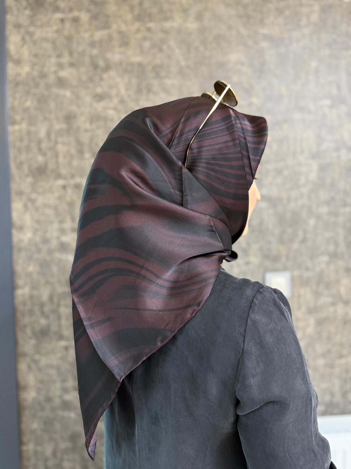 MÜRDÜM, BORDO, SİYAH