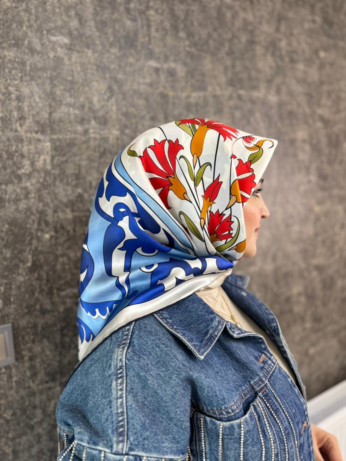 LA BOUTİQUE SURA İPEK EŞARP