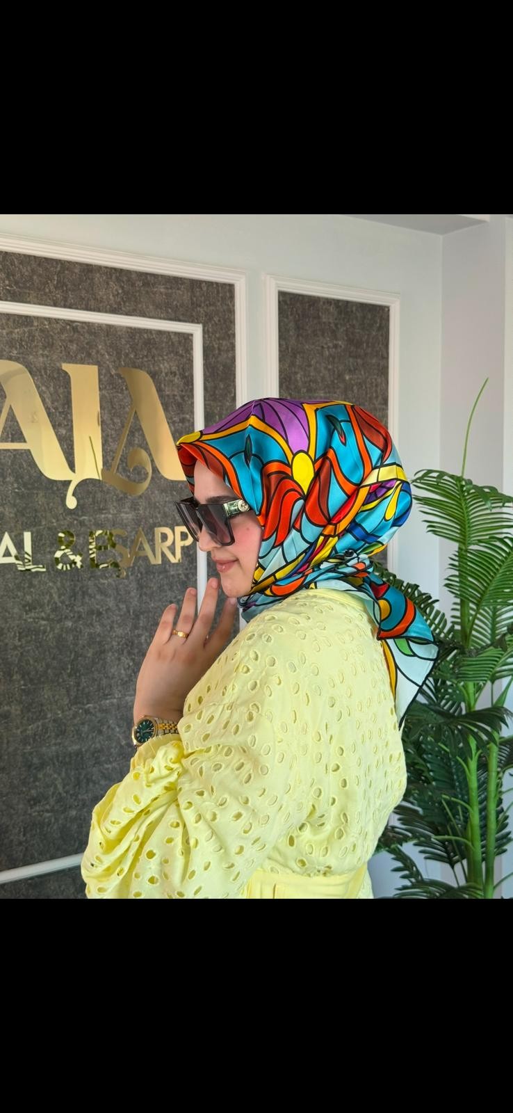 LA BOUTİQUE SURA İPEK EŞARP