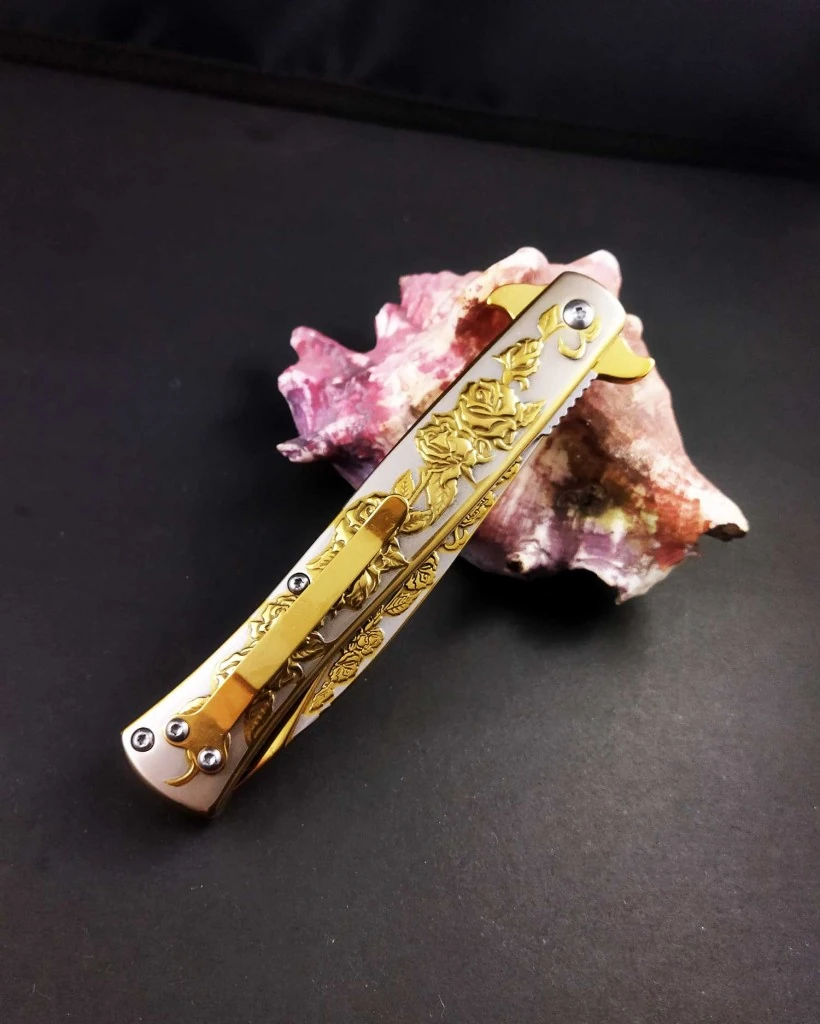 Gül Desenli Çakı Yarı Otomatik 21 Cm Gold Renk