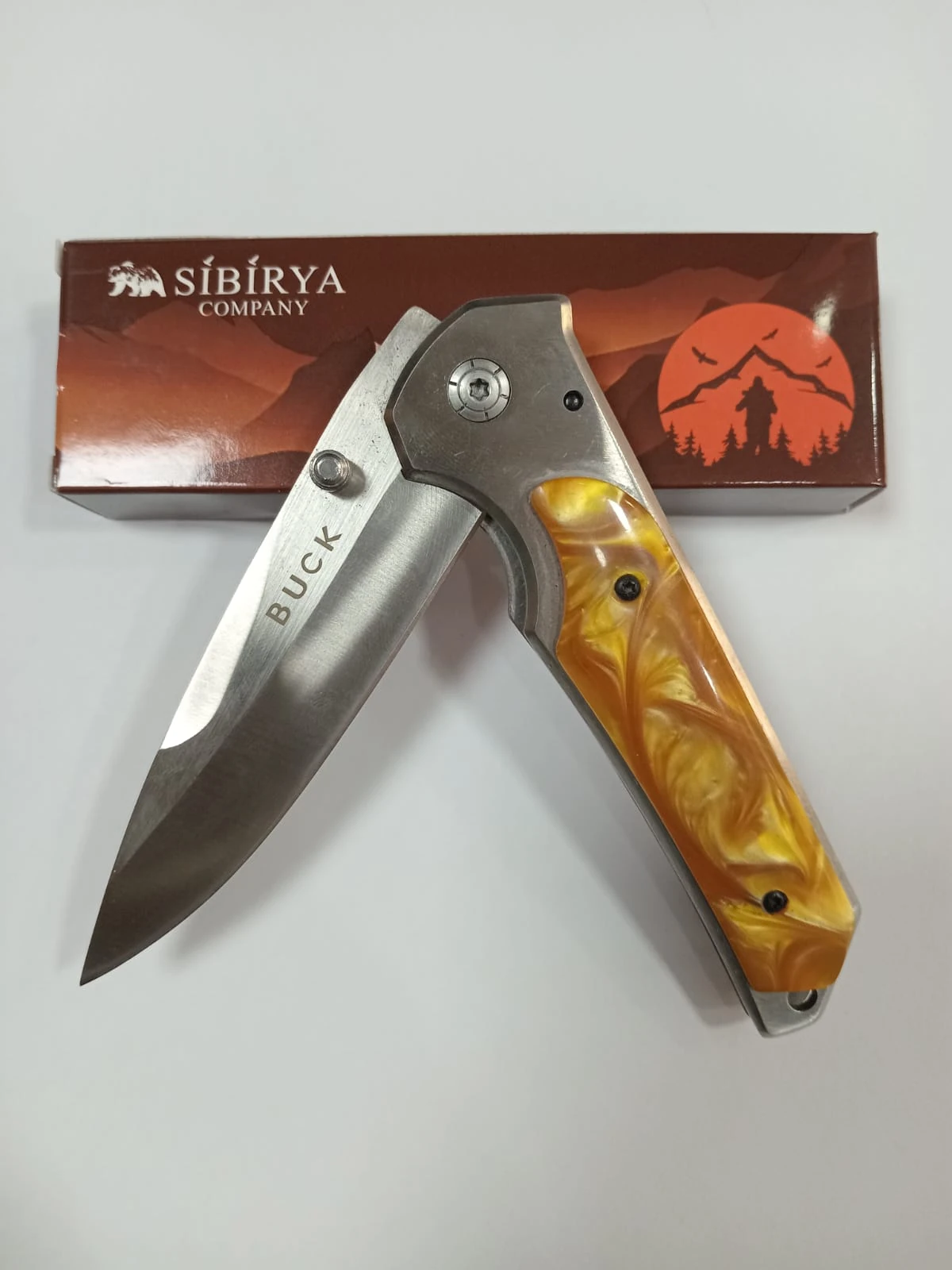 Buck Kabartmalı Sarı Renk Kabzeli Kamp Çakısı