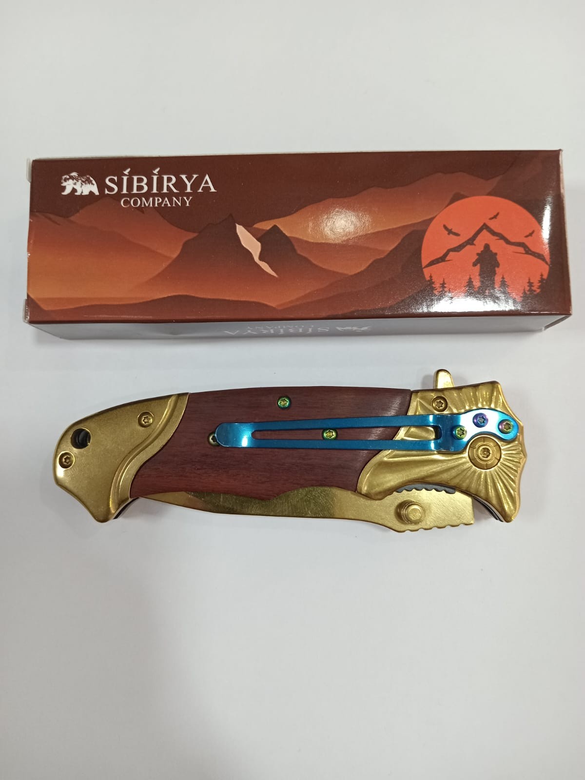 Sibirya Kabartmalı Sarı Renkli Ahşap Saplı Kamp Çakısı