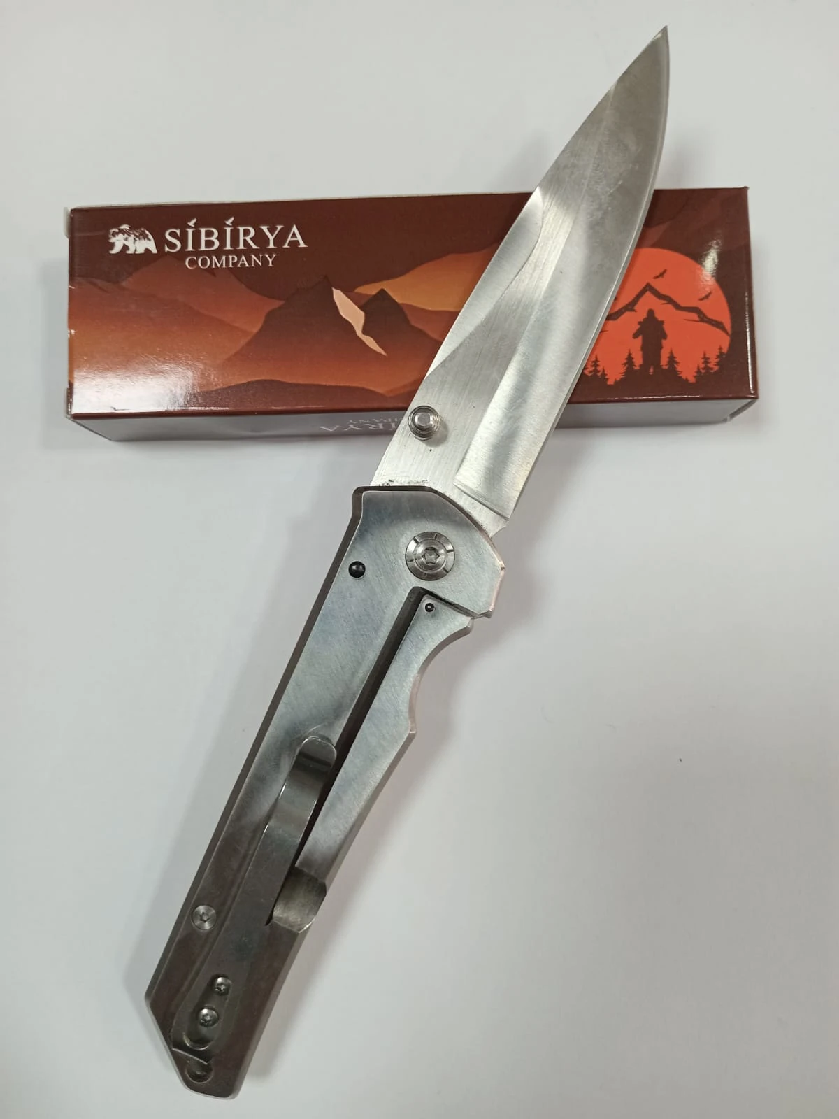 Buck Kabartmalı Sarı Renk Kabzeli Kamp Çakısı