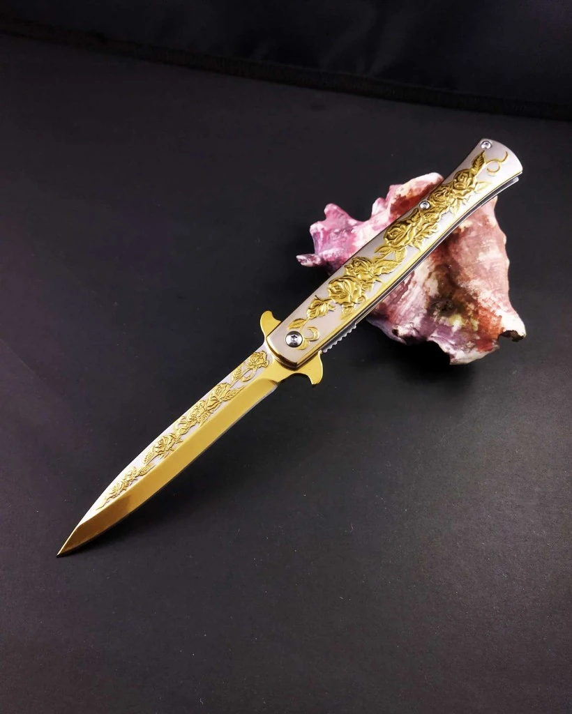 Gül Desenli Çakı Yarı Otomatik 21 Cm Gold Renk