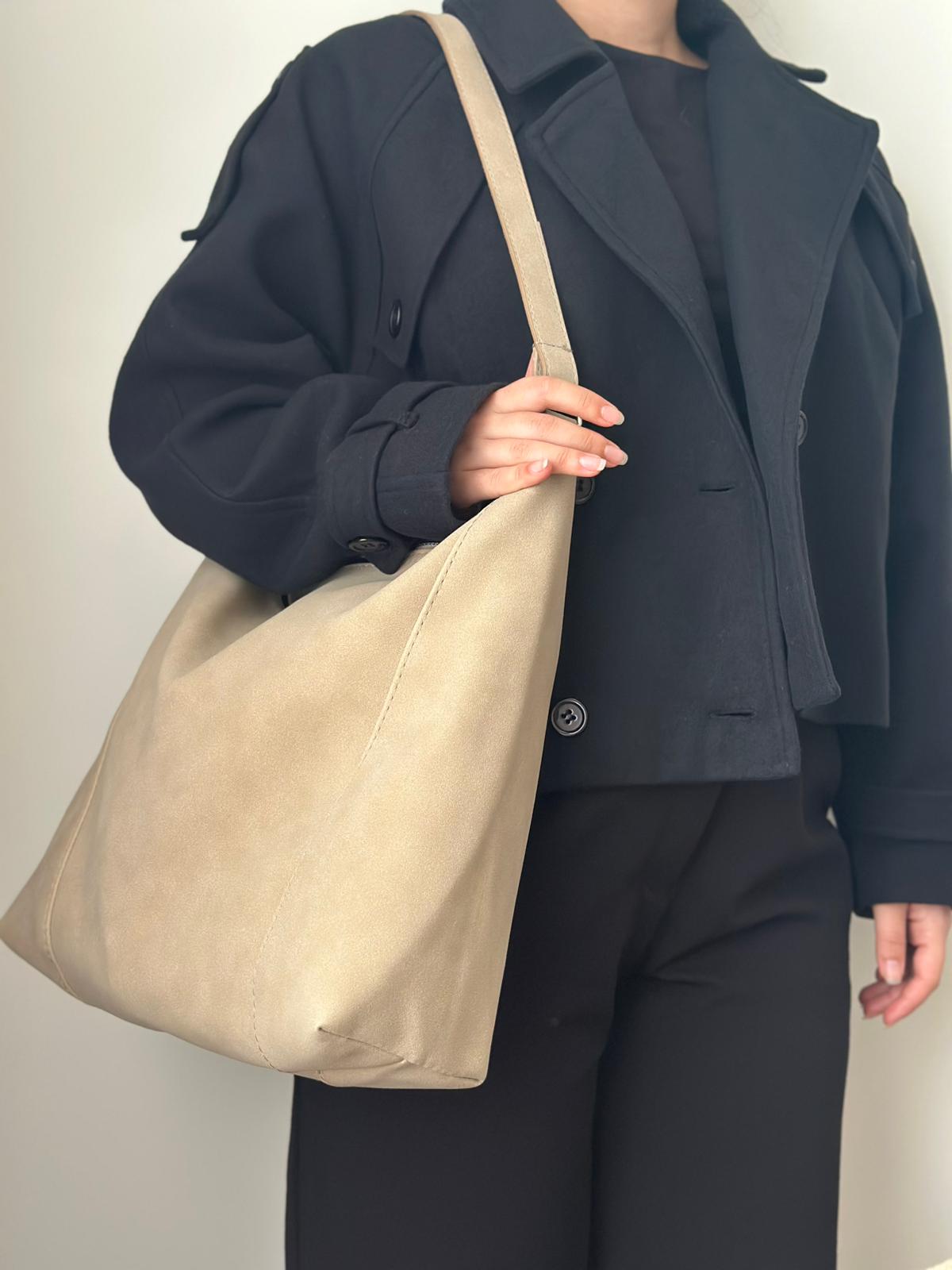 Süet Büyük Boy El ve Kol Çantası - Bej