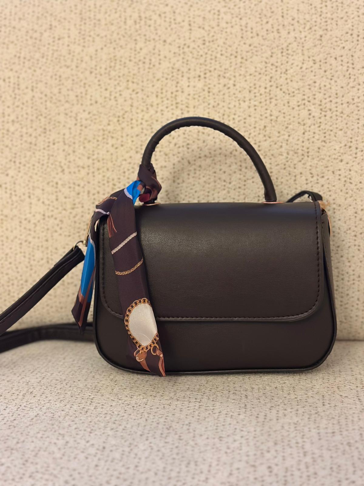 Fularlı Küçük Boy Çanta