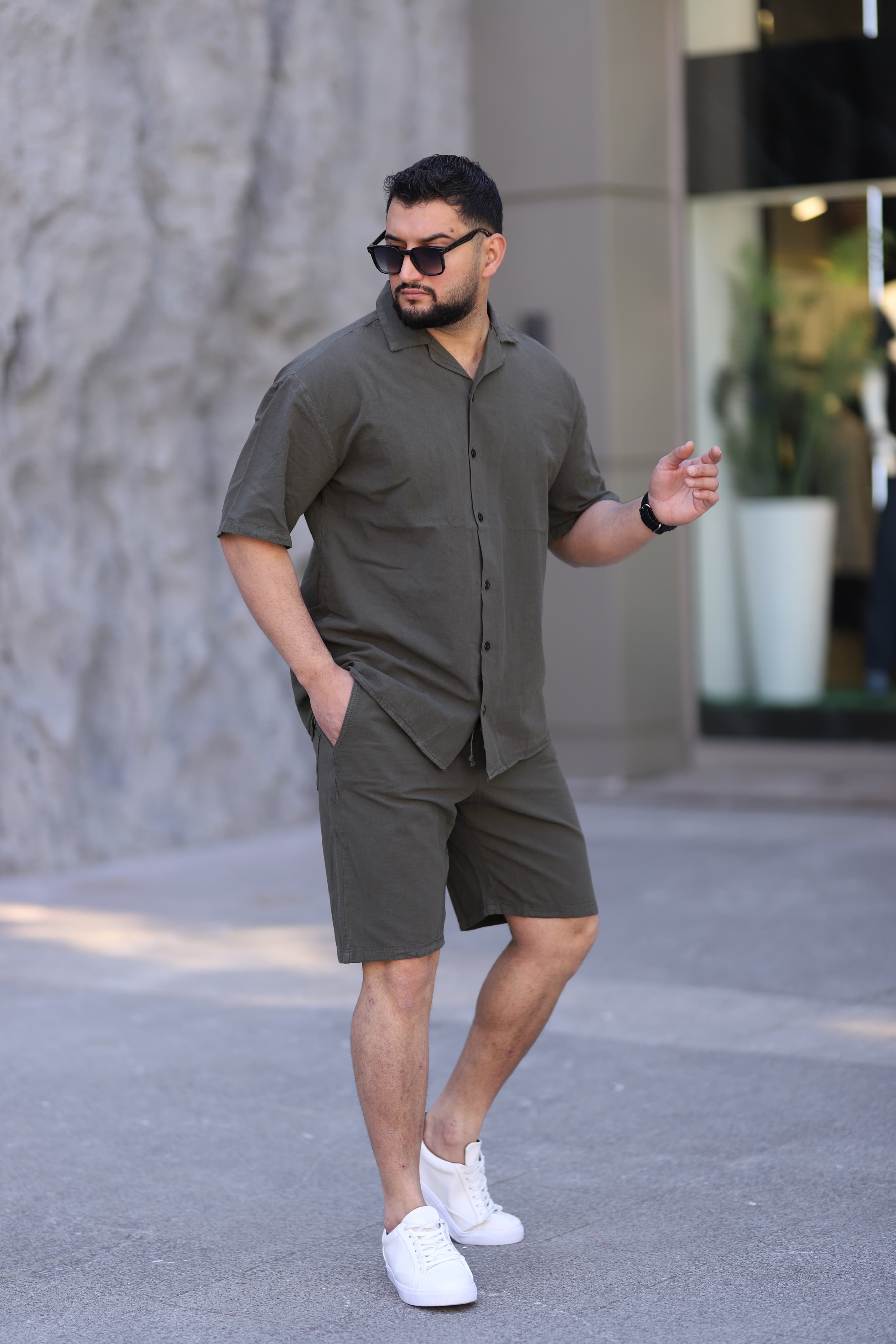 Koyu Haki Renk Gömlek Şort Erkek Keten Takım Oversize Kalıp