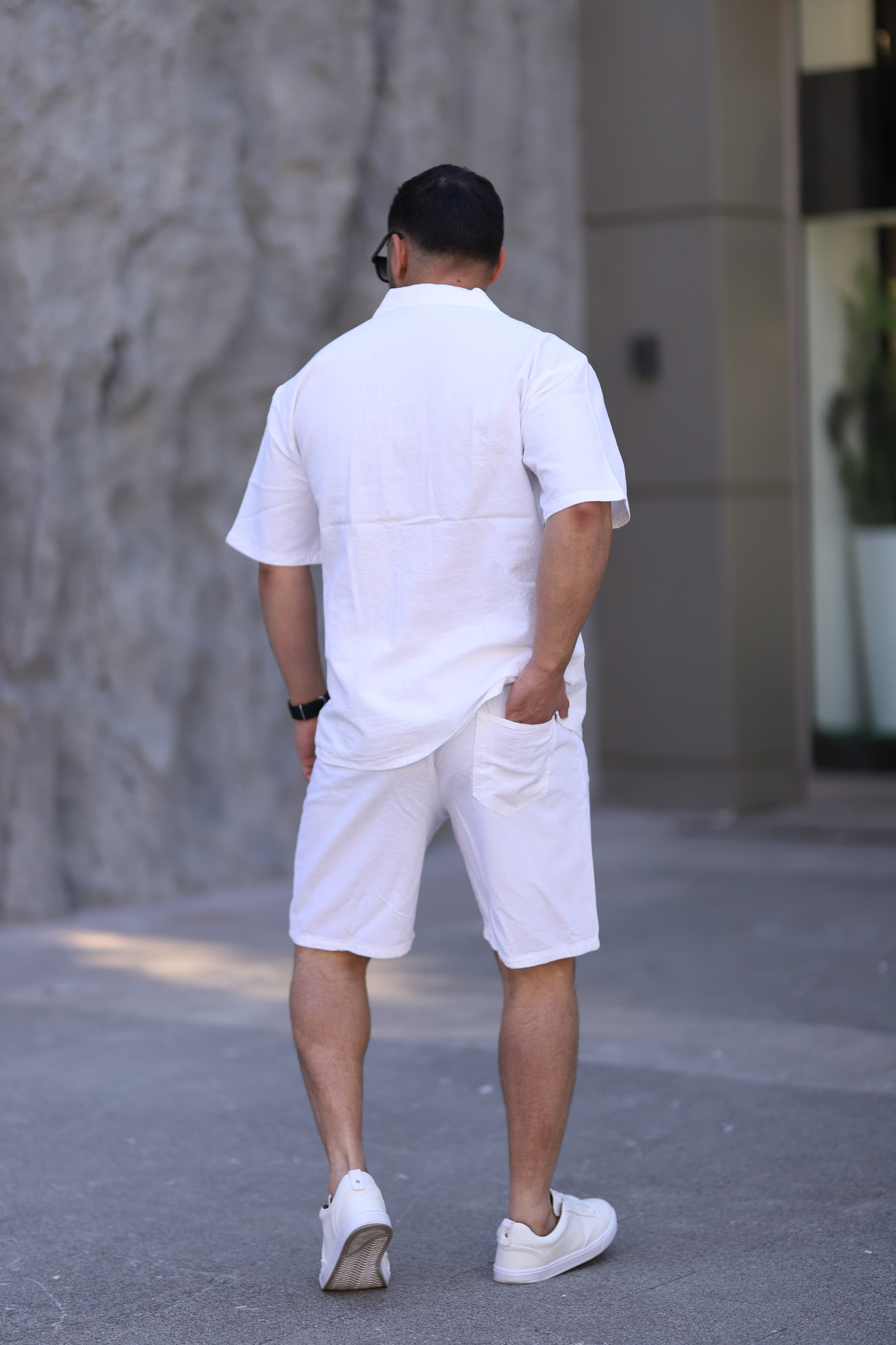 Beyaz Renk Gömlek Şort Erkek Keten Takım Oversize Kalıp