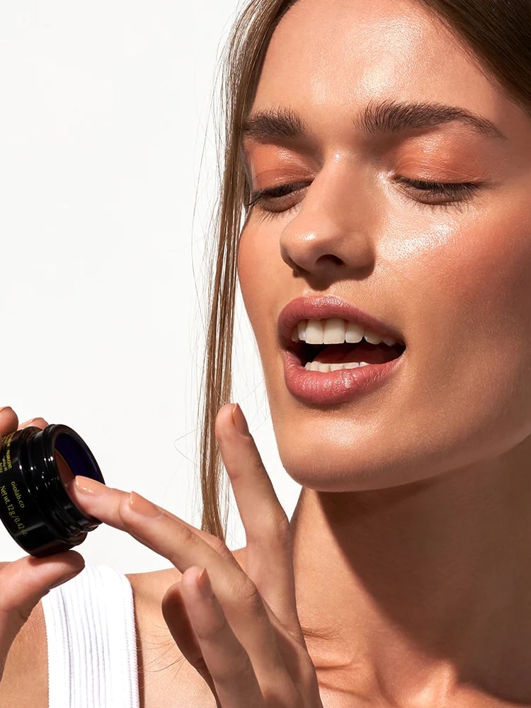 Oio Lab Melting Blush Renkli Göz ve Yanak Balmı -Sunlit 12mL