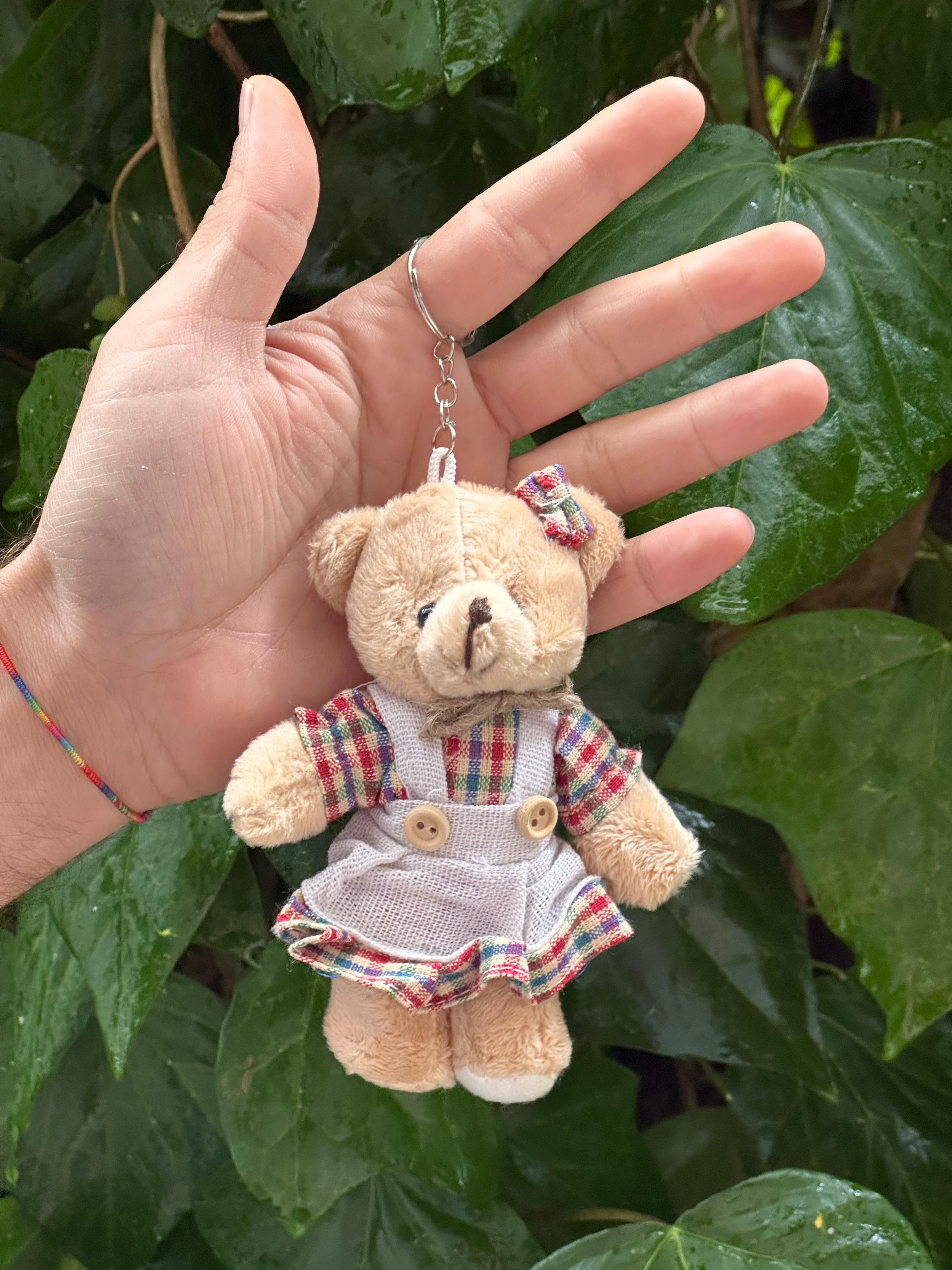 Kırmızı Ekose Elbiseli Kız Erkek Pelüş Ayıcık Anahtarlık Kahverengi Kız 12'li Paket