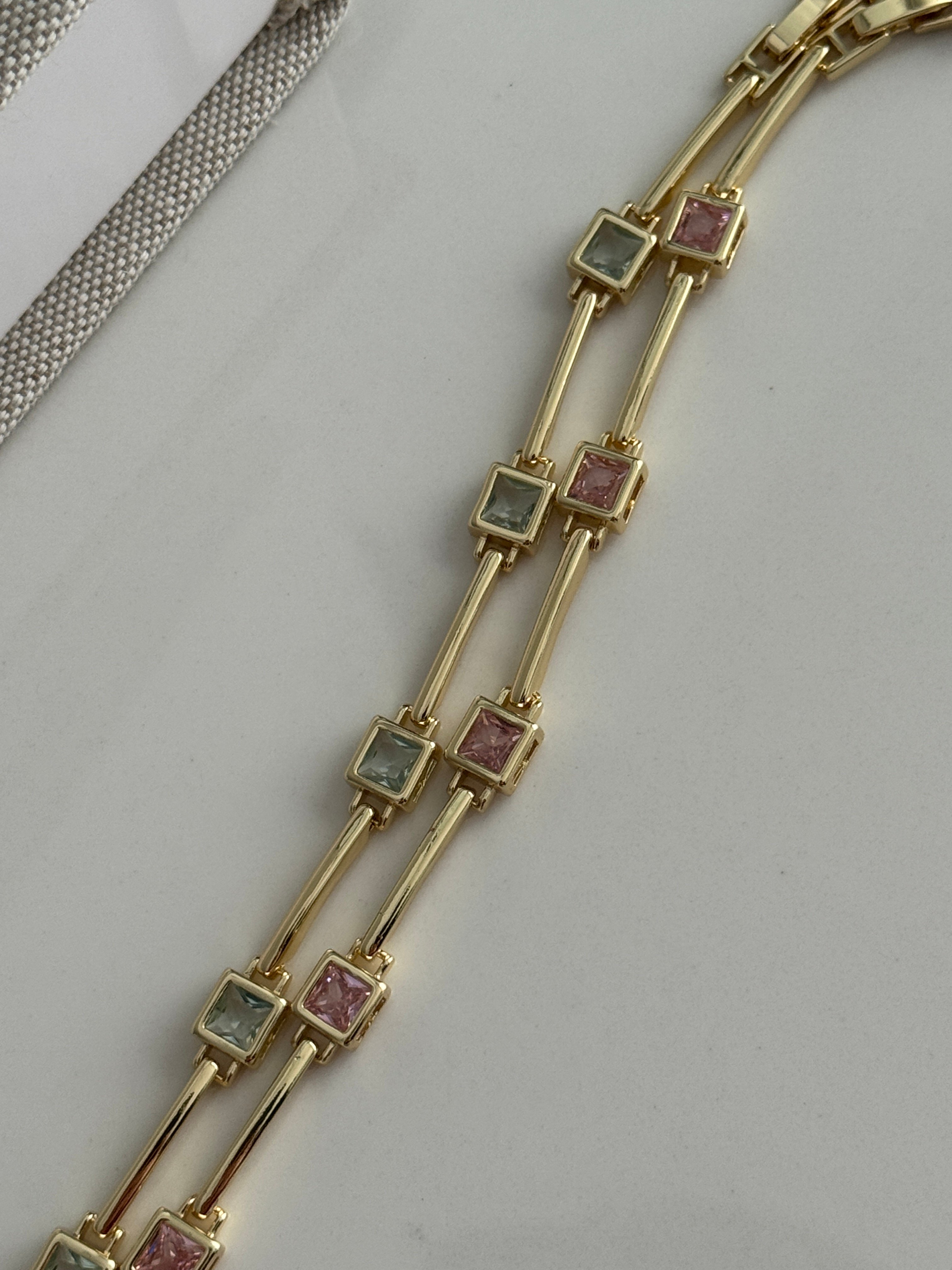 VIP Pembe Taşlı Bileklik