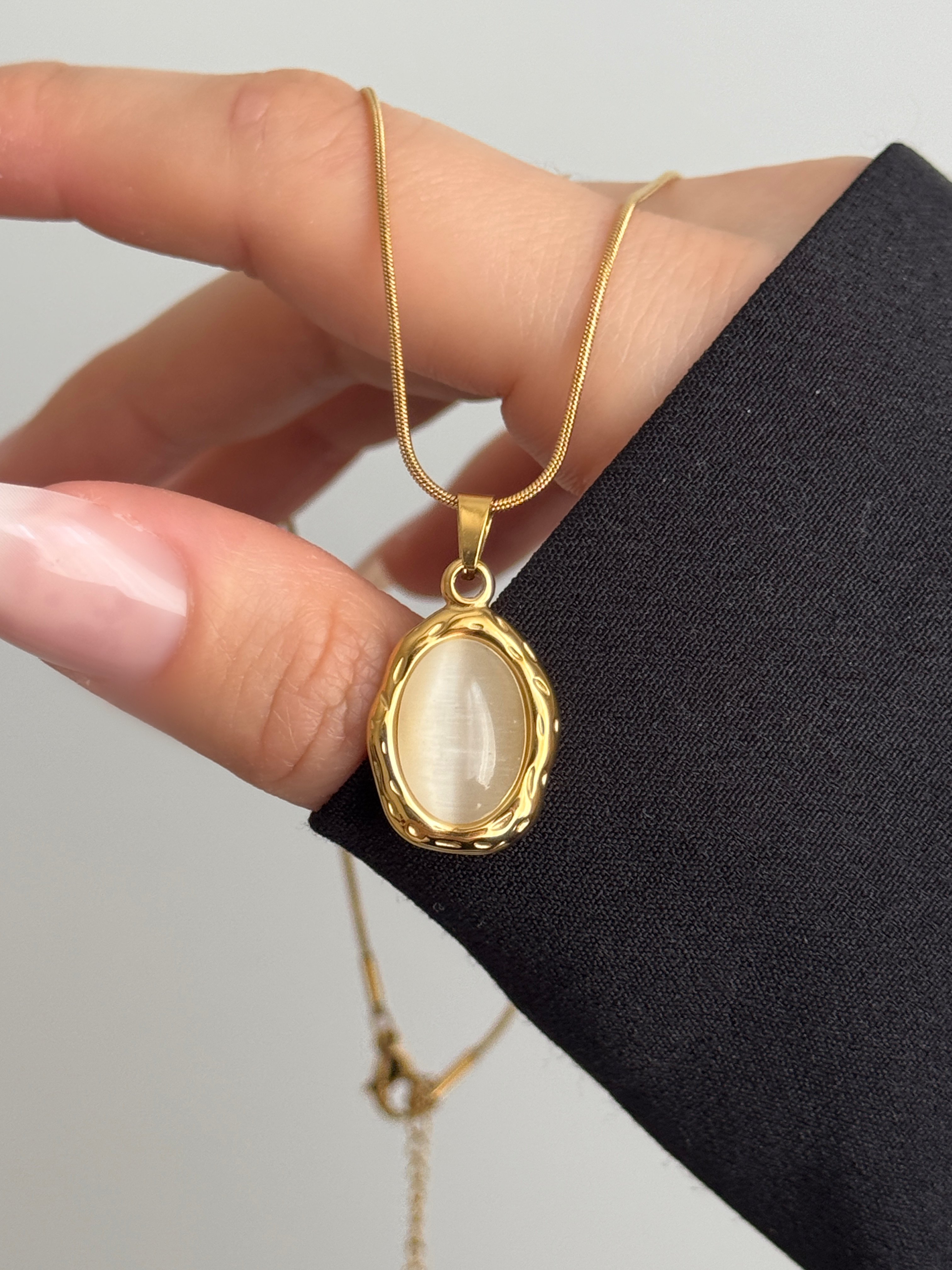 Çelik Vintage Opal Kolye 