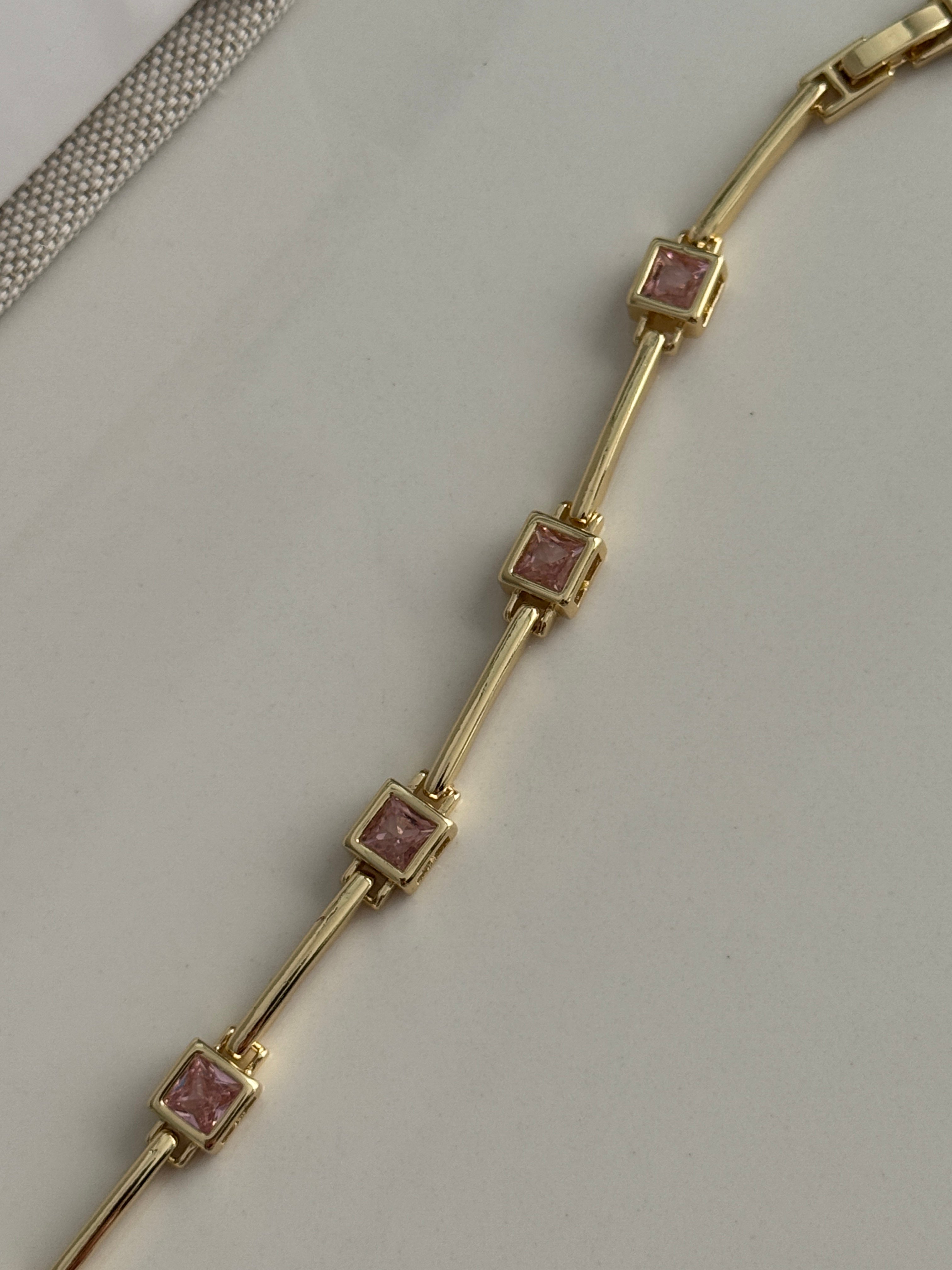 VIP Pembe Taşlı Bileklik