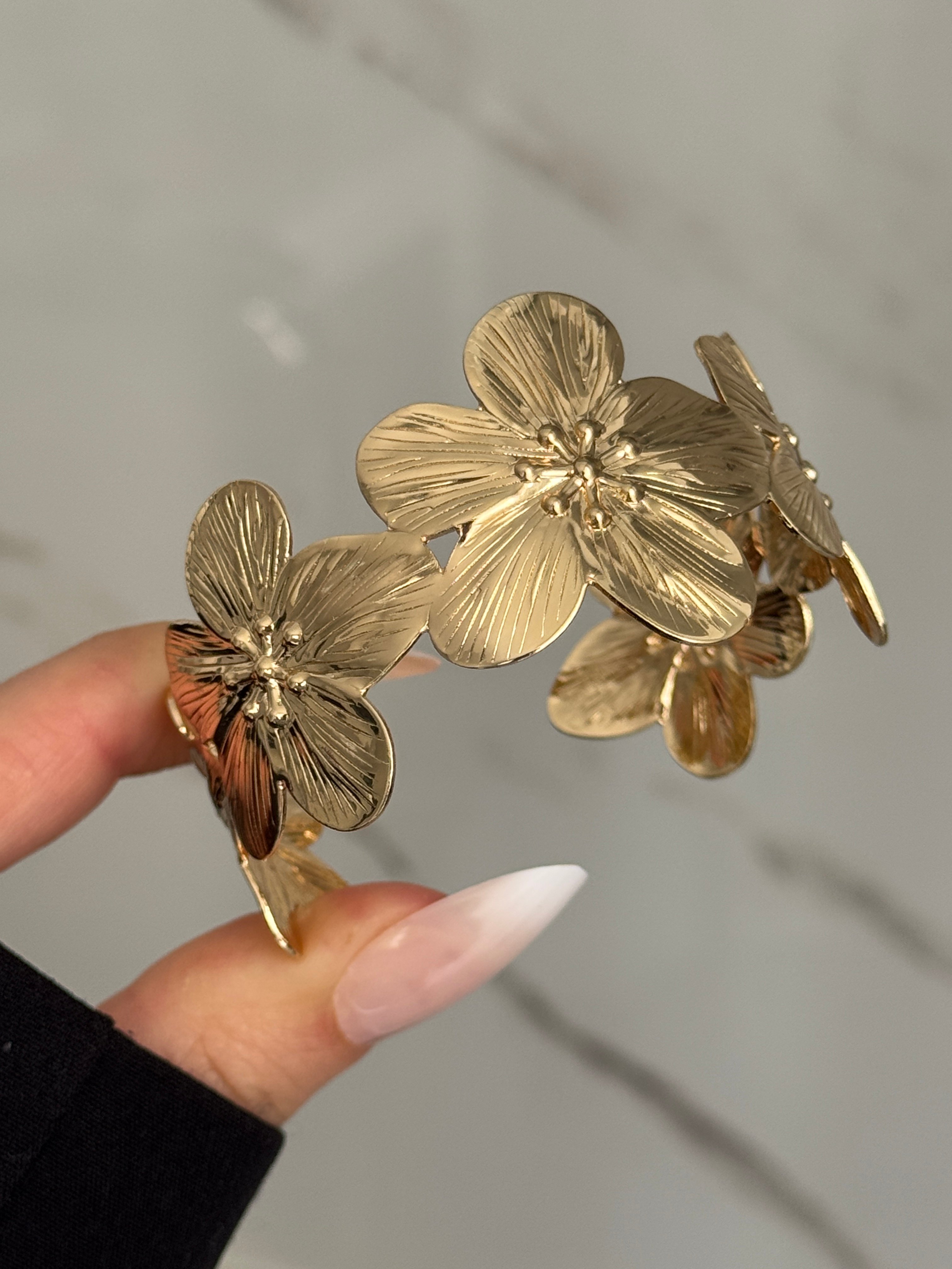 Vintage Flower Kelepçe