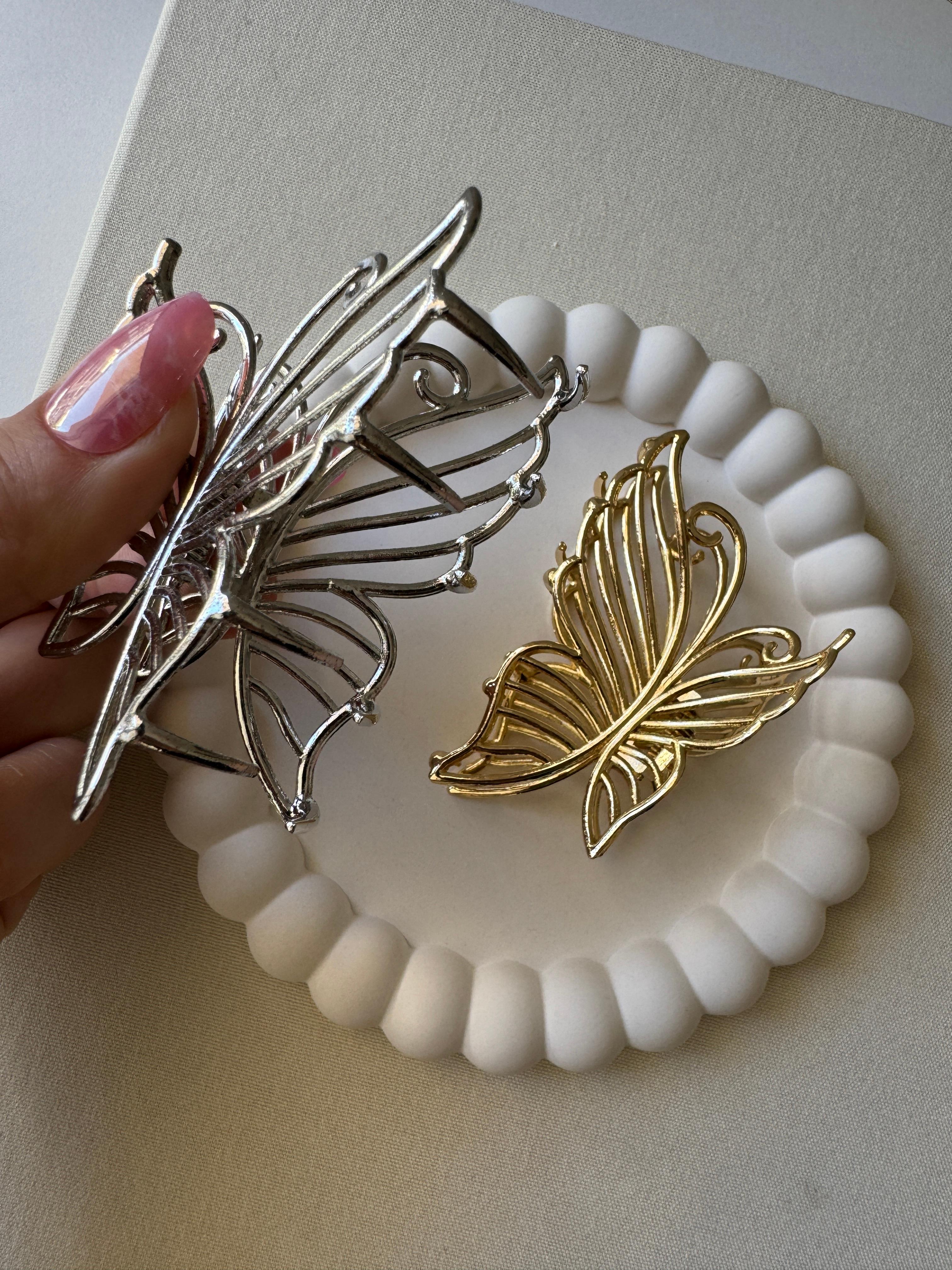 Vintage Butterfly Gold / Silver Mandal Toka