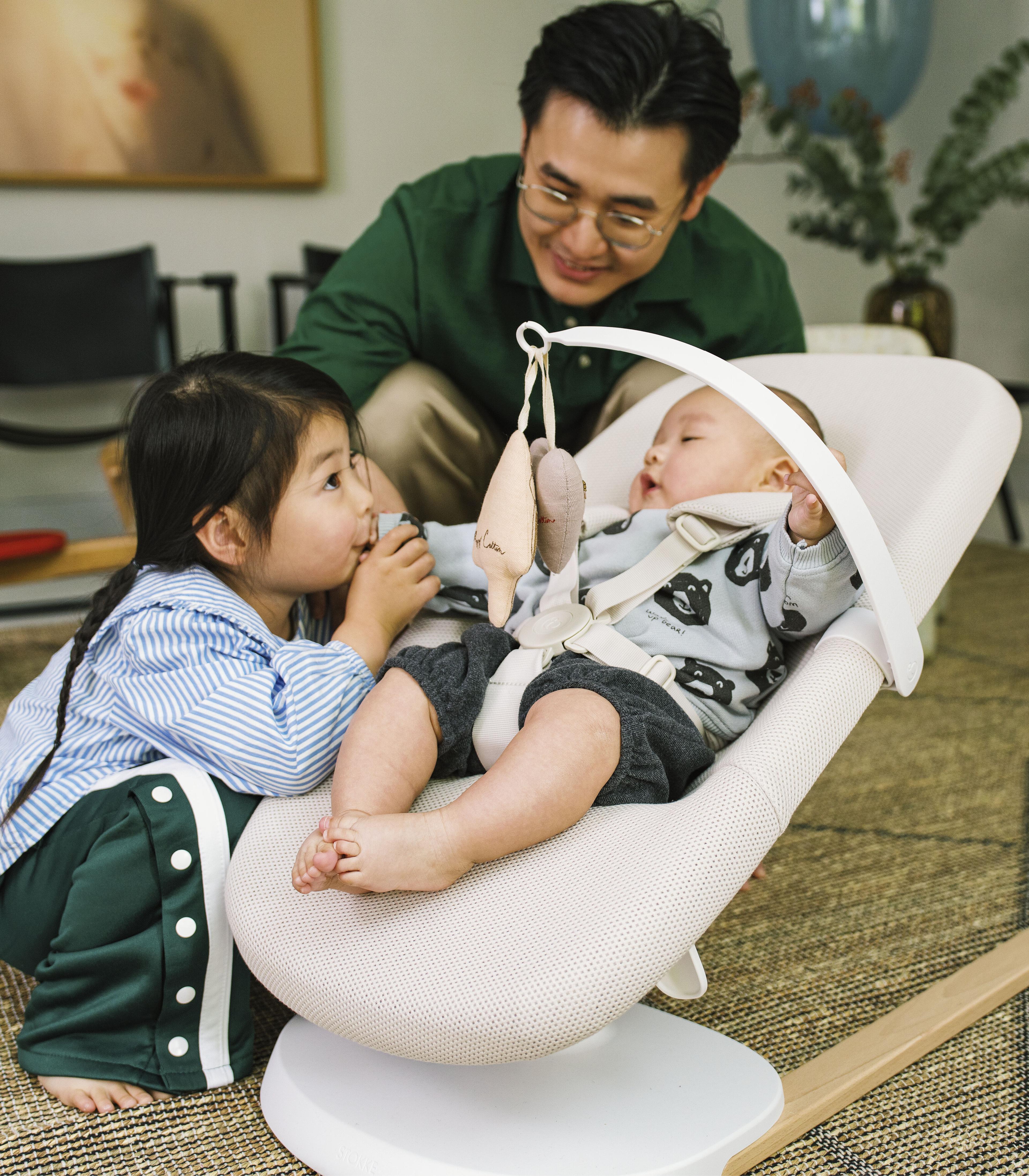 Stokke® Yoga™ Ana Kucağı ve Salıncak